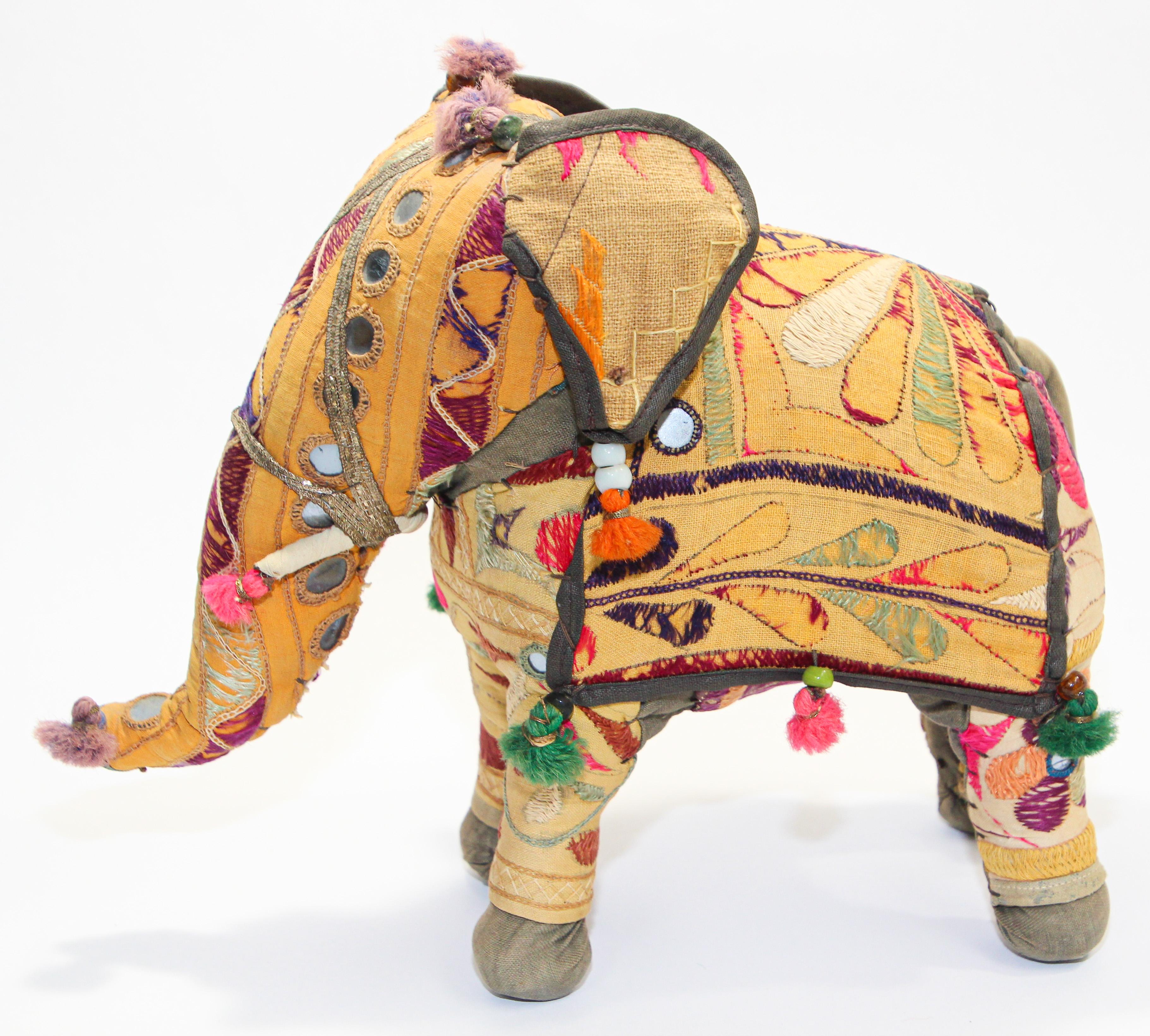Anglo Raj Vintage Hand-Crafted Stuffed Cotton Embroidered Elephant, India, 1950 In Good Condition For Sale In North Hollywood, CA
