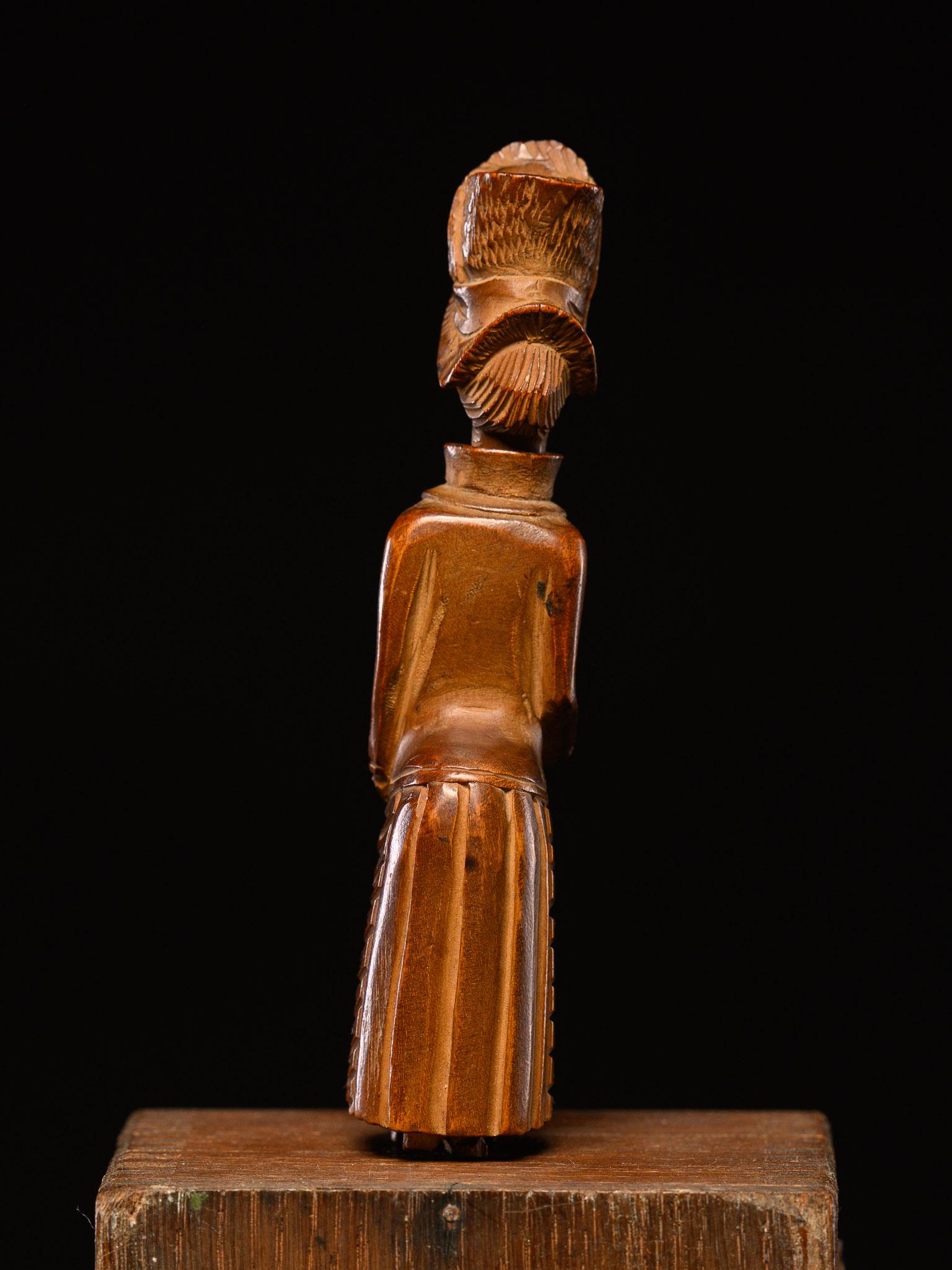Wood Angolan Colonial Snuff Tobacco Container, 19th Century For Sale