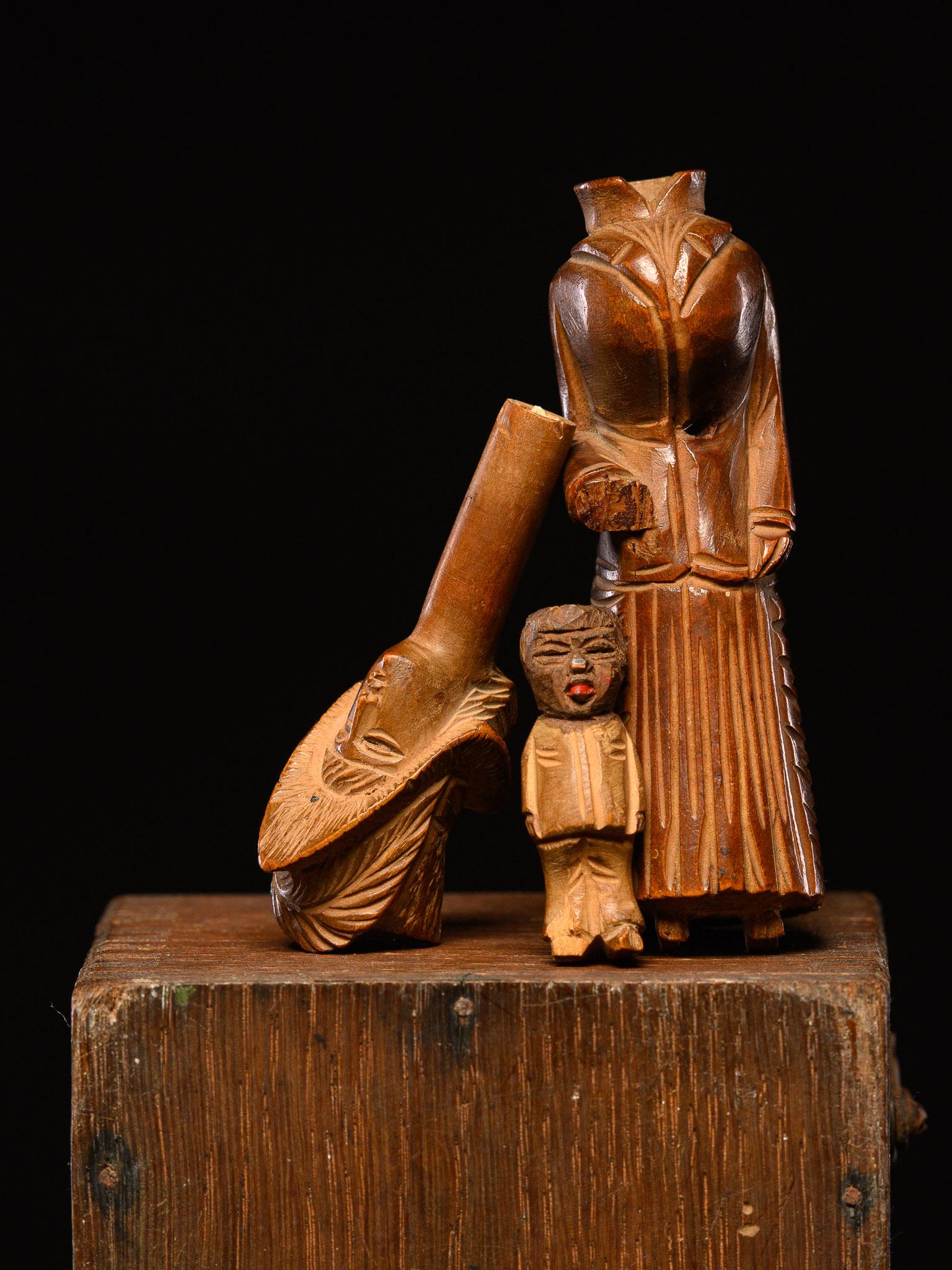 Angolan Colonial Snuff Tobacco Container, 19th Century For Sale 2