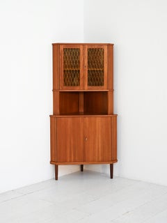 Meuble d'angle scandinave en teck du milieu du siècle, années 1950