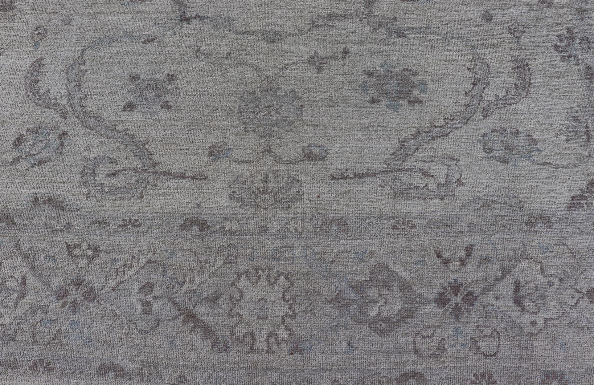 Türkischer Oushak-Teppich aus Angora mit Blumenmuster von Keivan Woven Arts im Angebot 5