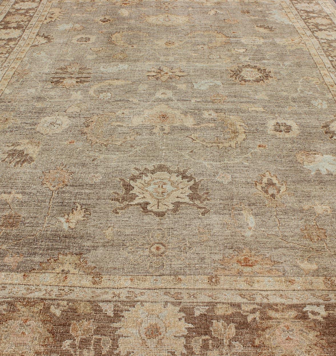Angora Oushak Turkish Rug in Warm Colors of Taupe, Gray, Brown, Cream In Good Condition For Sale In Atlanta, GA