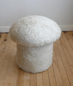 Sgabello a fungo in lana d'angora