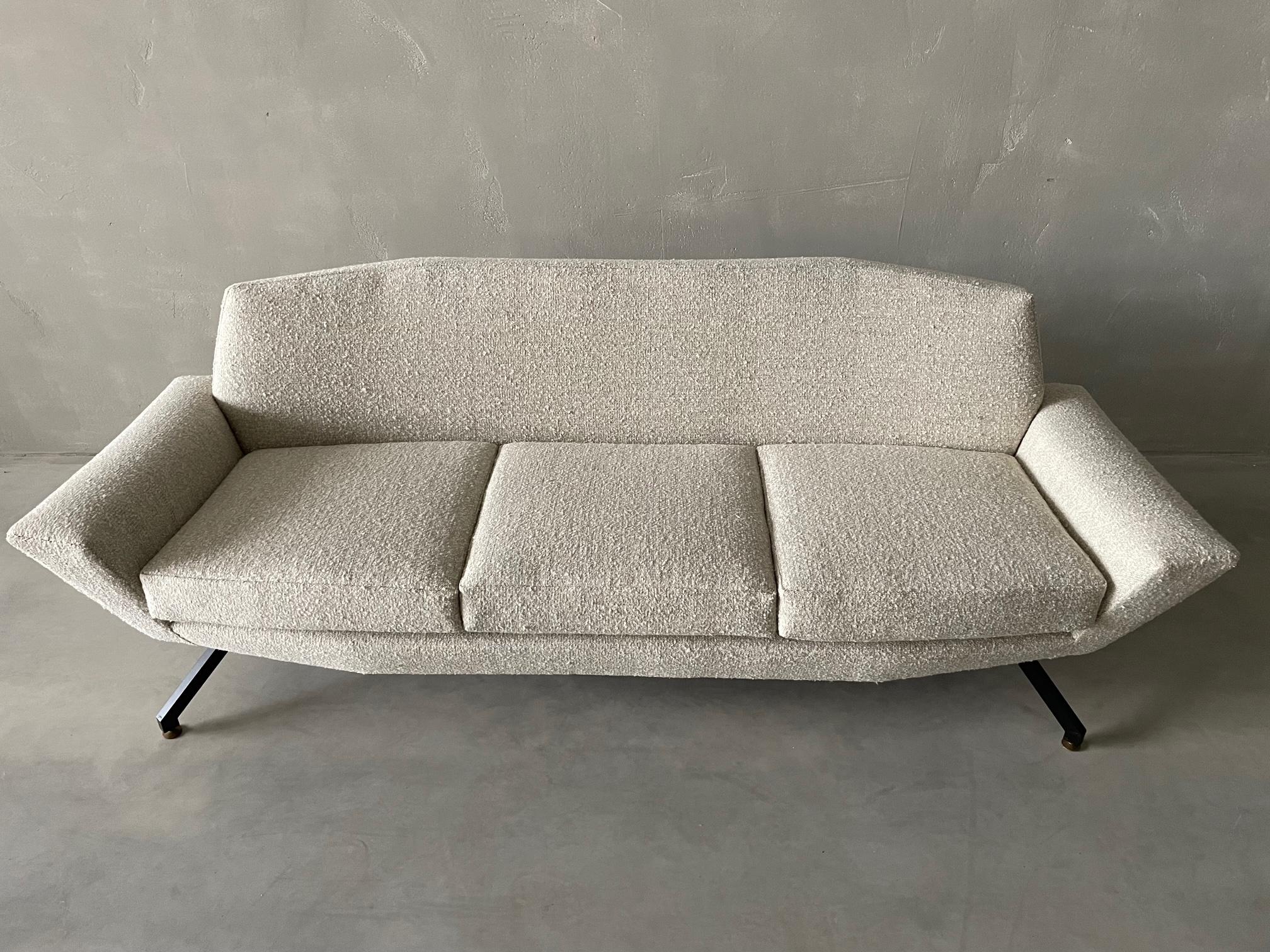 Mid-20th Century Angular Upholstered Lenzi Sofa, Italy, 1950s