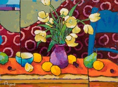 Chaise Tulips sur Rouge & Orange avec Bleu (nature morte, fruits, tulipes jaunes)
