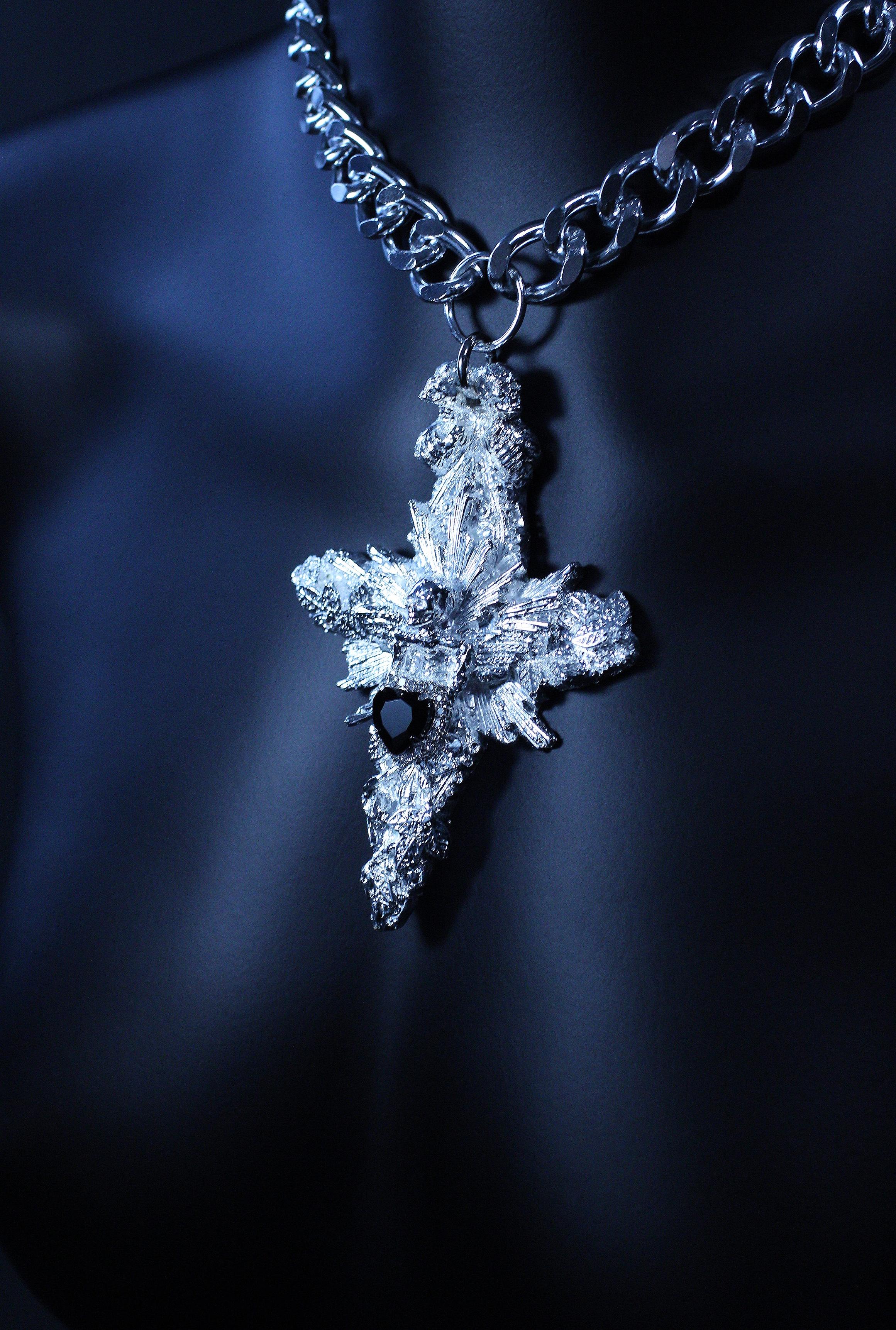 Anima Vestra earrings Hand-Sculpted Sterling Silver Gothic Luxury, Statement For Sale 3