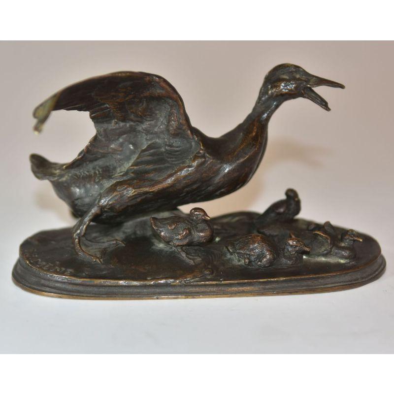 Cane with its 6 animal bronze ducklings by PJ Mêne. XIXth century. Brown patina. Number 33 on the terrace dimension 15 cm in length for 9 cm in height and 7 cm in depth.

Additional information:
Material: Bronze
Artist: Pierre-Jules Mene.