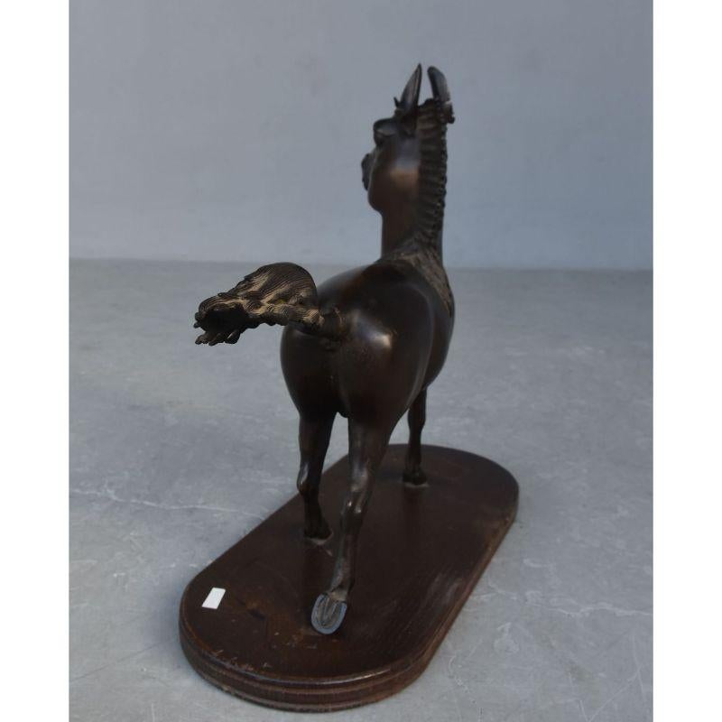 Bronze animalier avec cheval asiatique, vers 1900 en vente 1