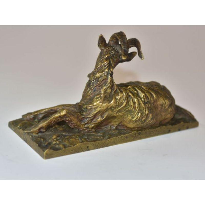 Mouflon resting bronze with medal patina by Christophe Fratin (1801-1864). XIXth century signed on the terrace. Dedication on the back of the Fleur Quesnel terrace. Dimension 17.5 cm in length 10 cm in height and 8.2 cm in depth.

Additional