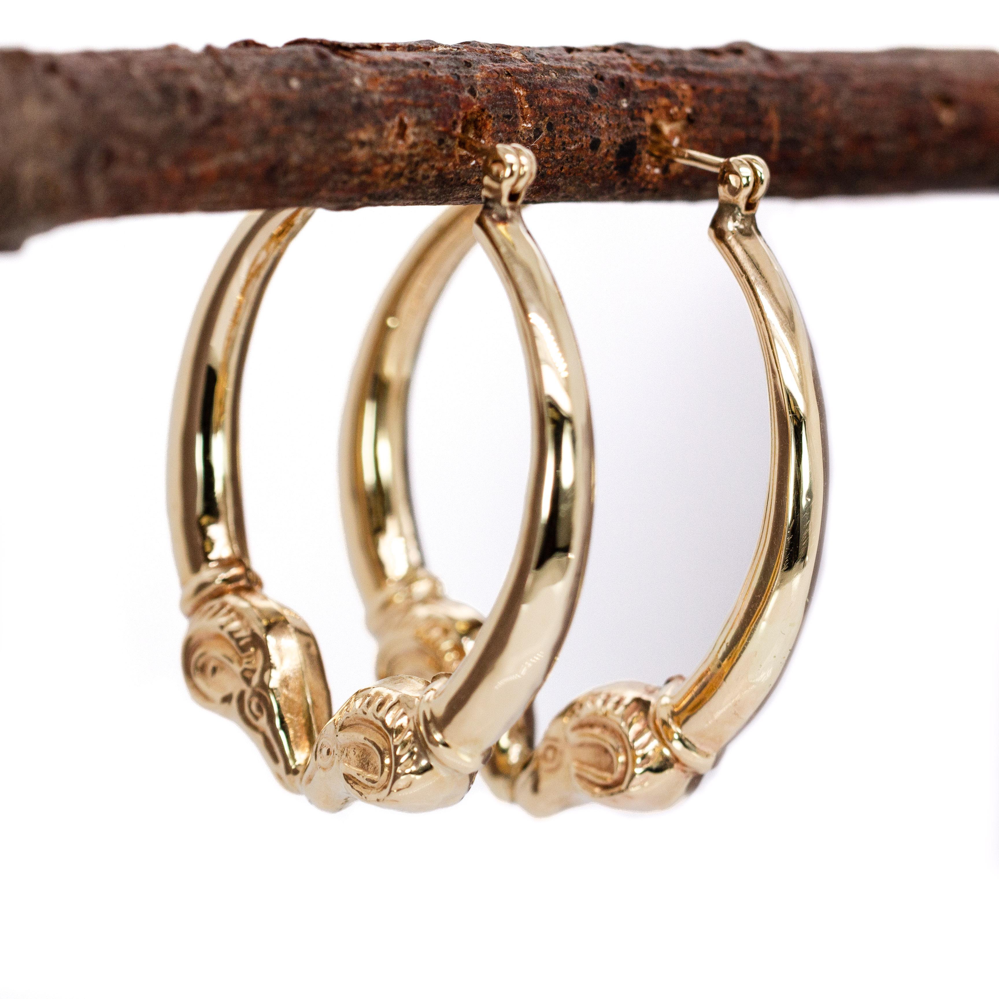 Boucles d'oreilles d'inspiration animale en or massif 14k, 31 mm, avec fermeture à loquet Excellent état - En vente à Columbus, OH