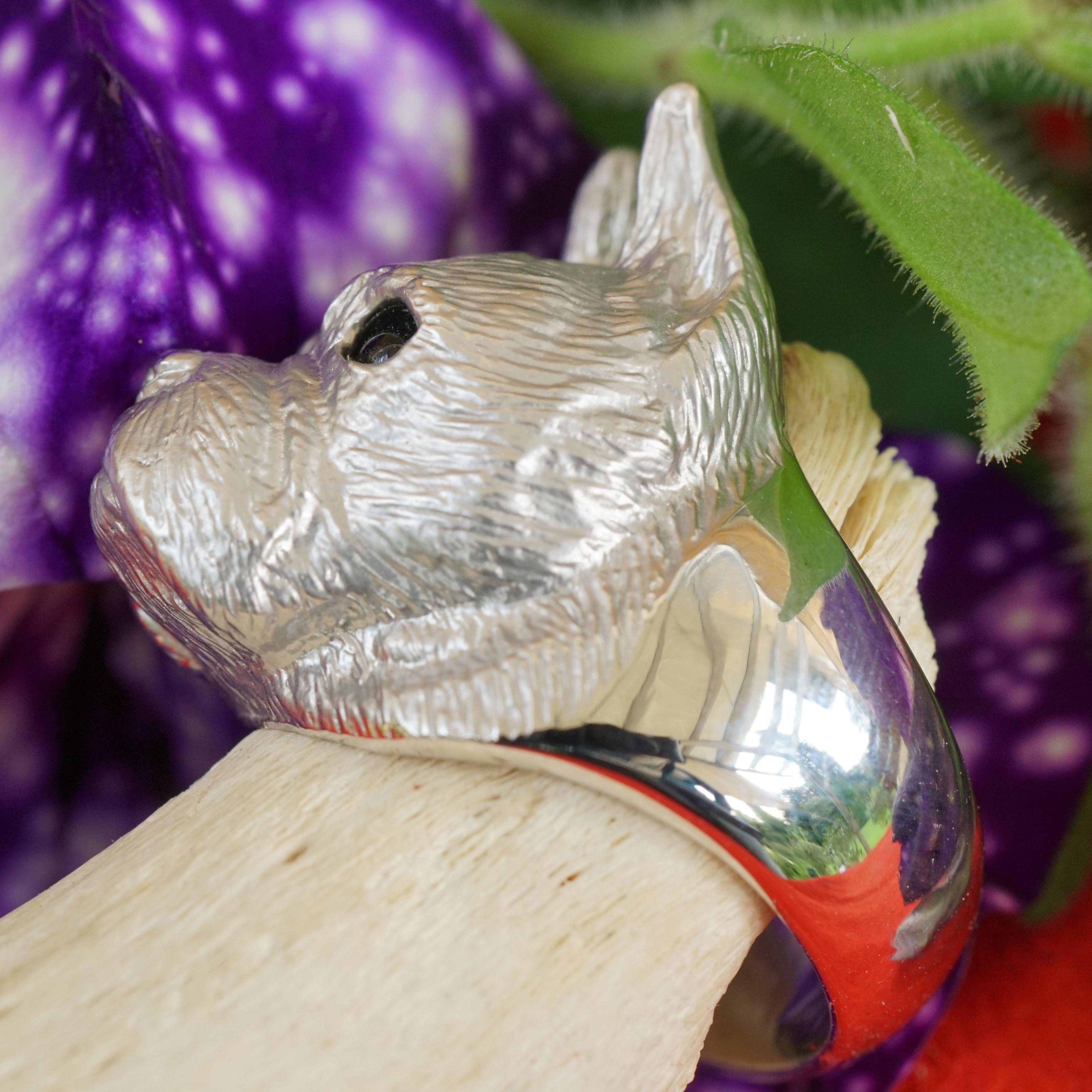 Animal Motif Ring Sooo Cute a Boxer Dog Head 14 Kt White Gold In New Condition For Sale In Viena, Viena