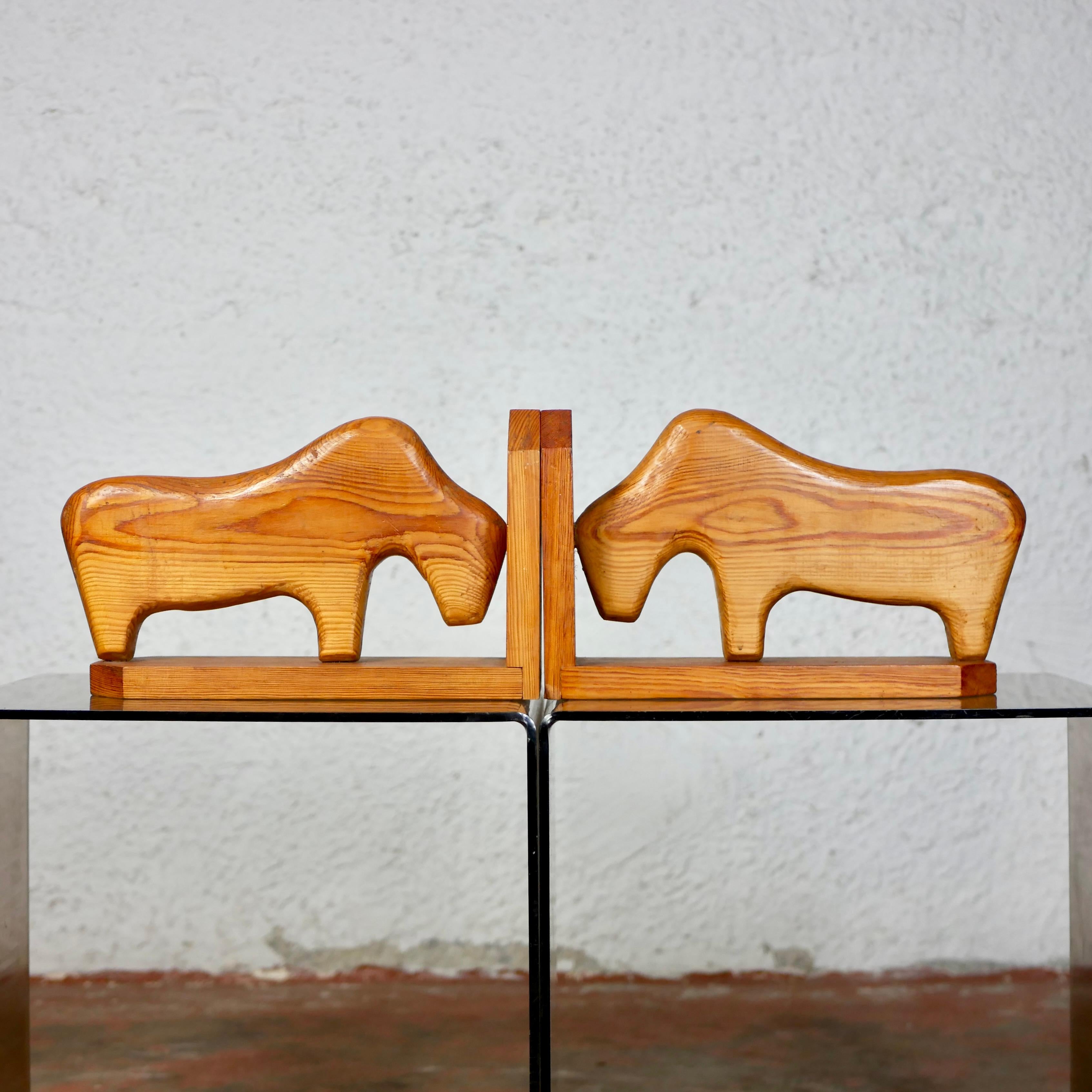 Dutch Animal pinewood Bookends, Netherlands, 1980s For Sale