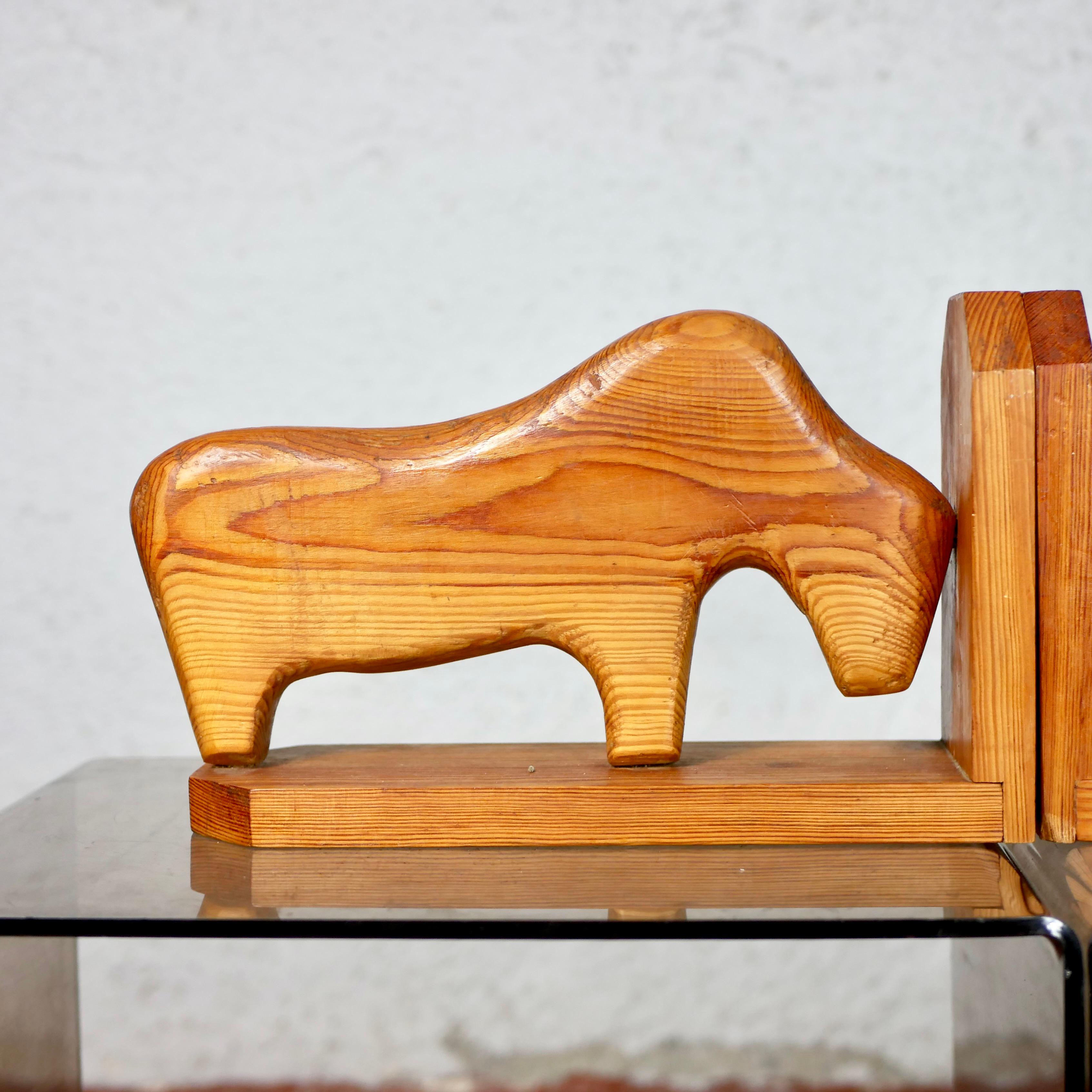 Late 20th Century Animal pinewood Bookends, Netherlands, 1980s For Sale