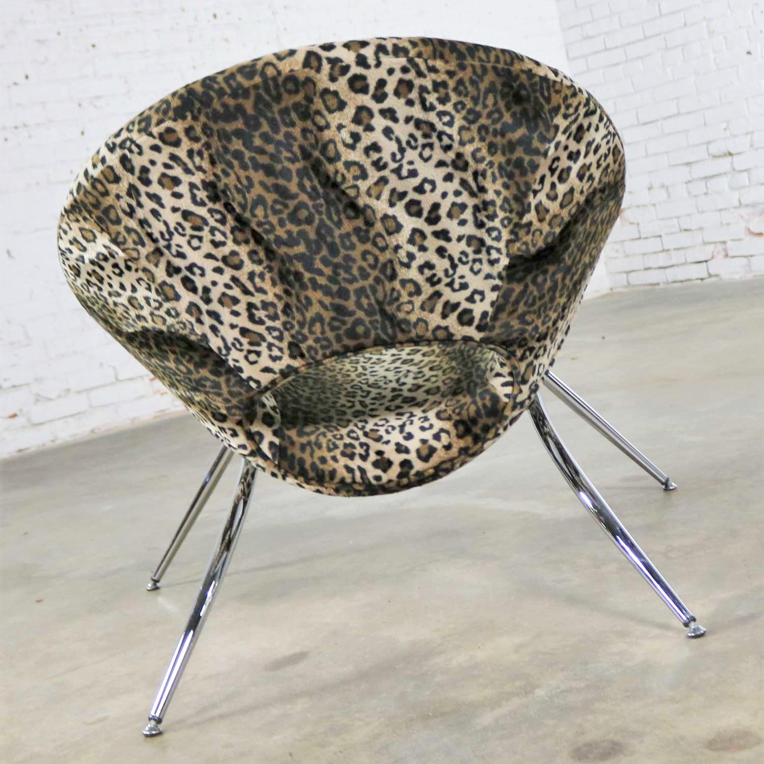 Modern Animal Print and Chrome Round Hoop Bucket Tub Chair Made in Italy For Sale
