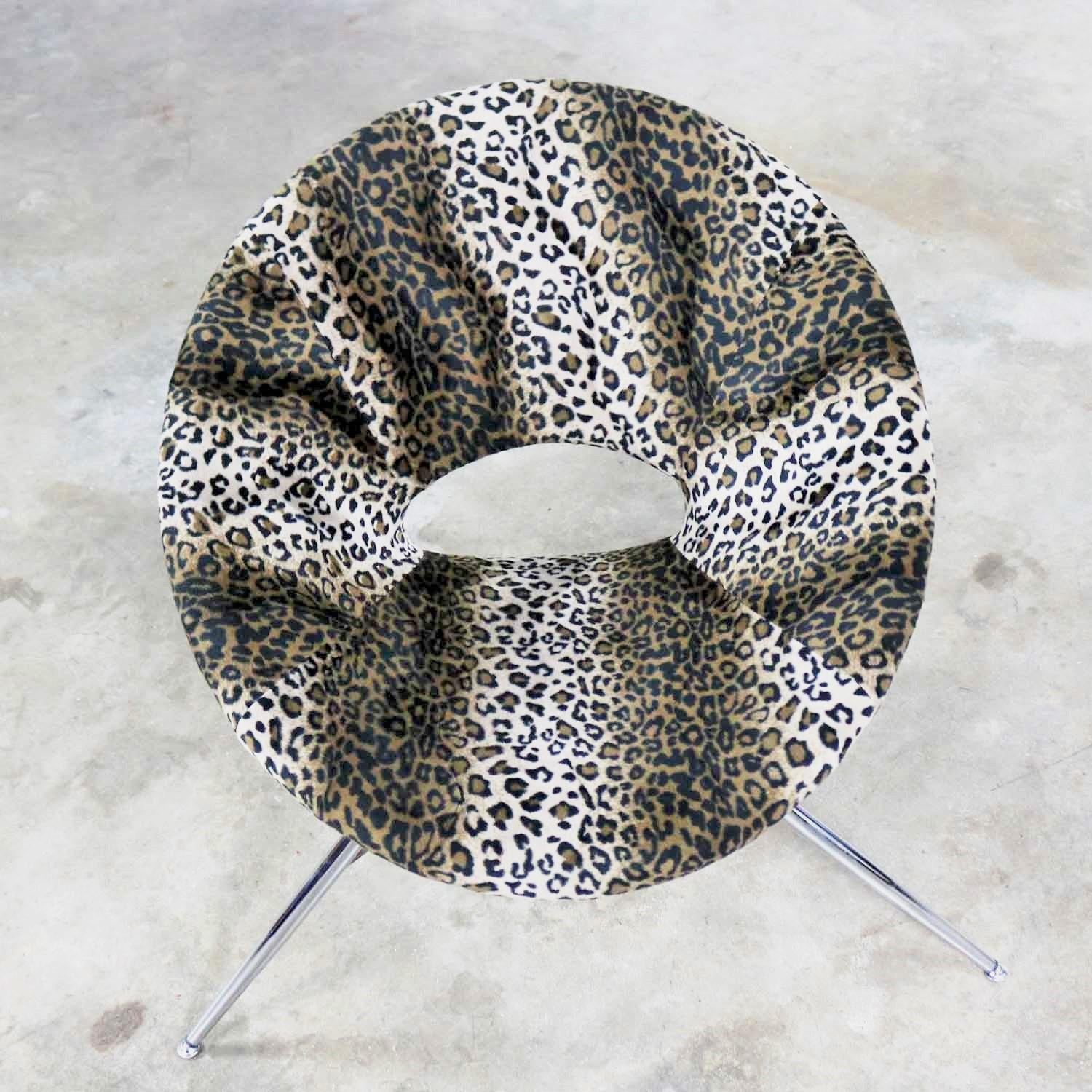 Italian Animal Print and Chrome Round Hoop Bucket Tub Chair Made in Italy For Sale