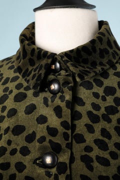Animal print kaki and black velvet single breasted jacket Givenchy Boutique