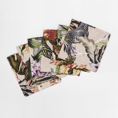 Animalia, Contemporary Linen Tablecloth with 6 Napkins by Vito Nesta