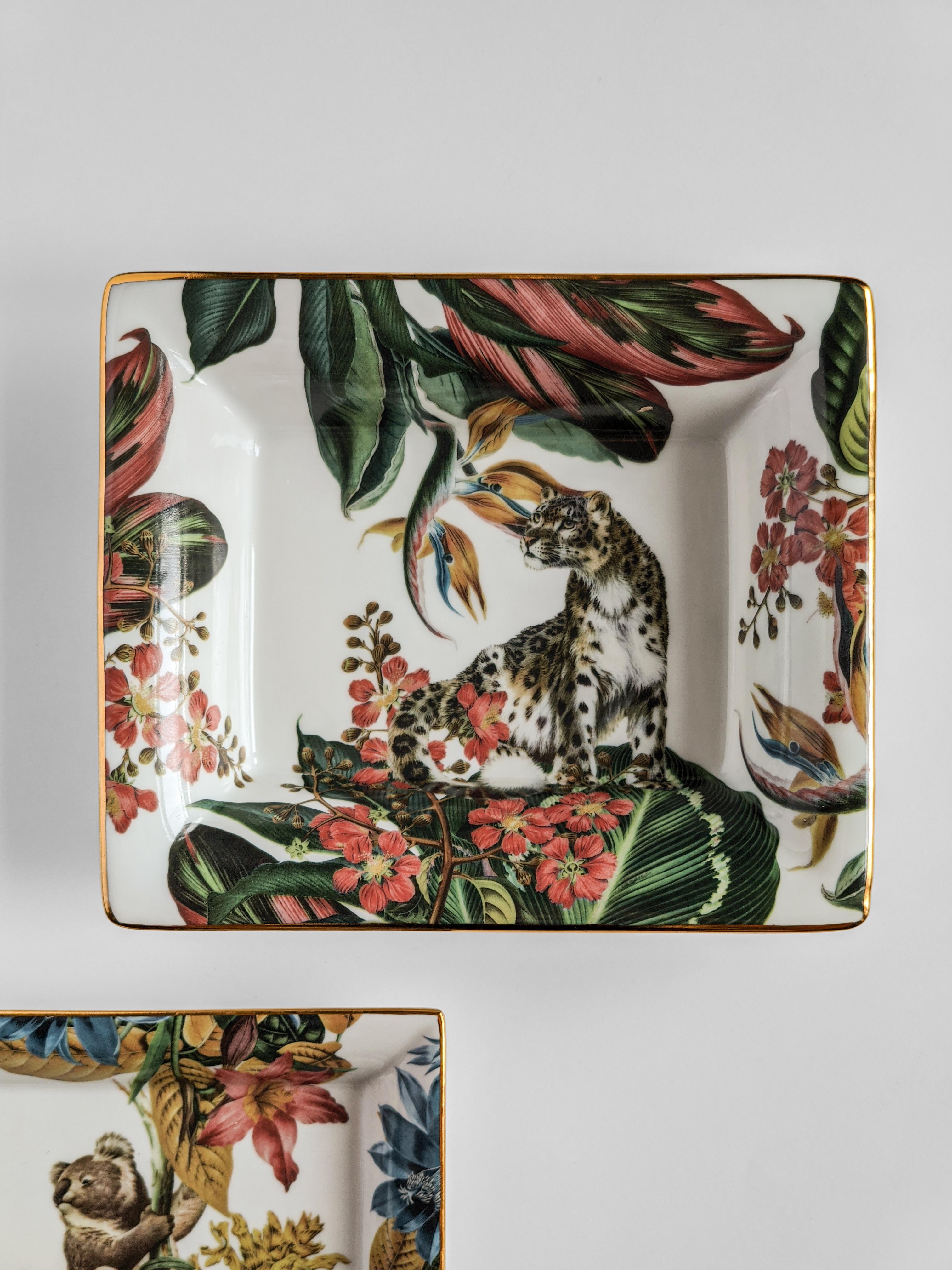 Italian Animalia, Contemporary Porcelain Pocket Emptier, Two Sizes, by Vito Nesta For Sale