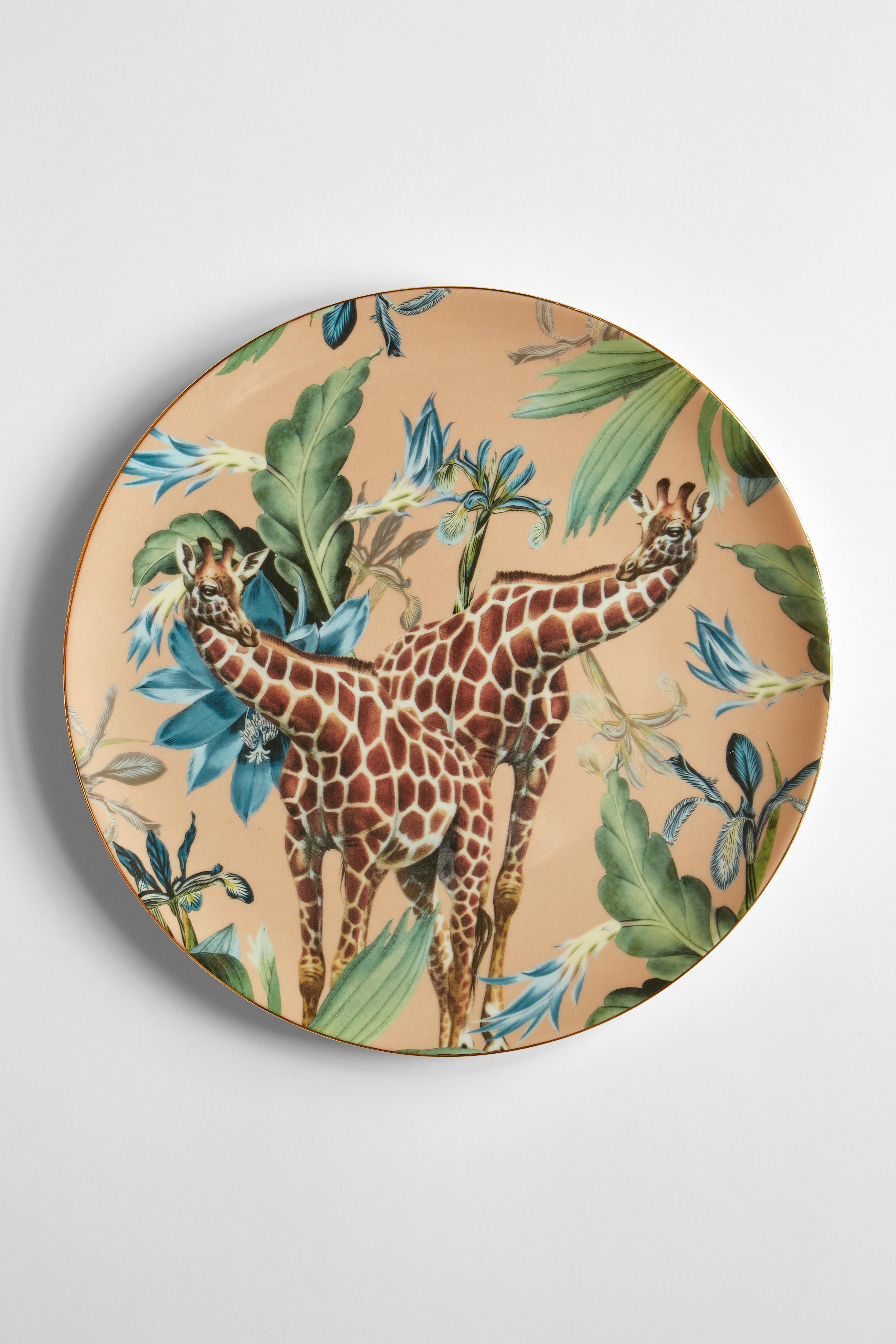Animalia, Six Contemporary Porcelain Dinner Plates with Decorative Design For Sale 1