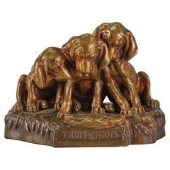 Tier-Bronze-Skulptur mit dem Titel „Trois Chiots“ von Georges Vacossin