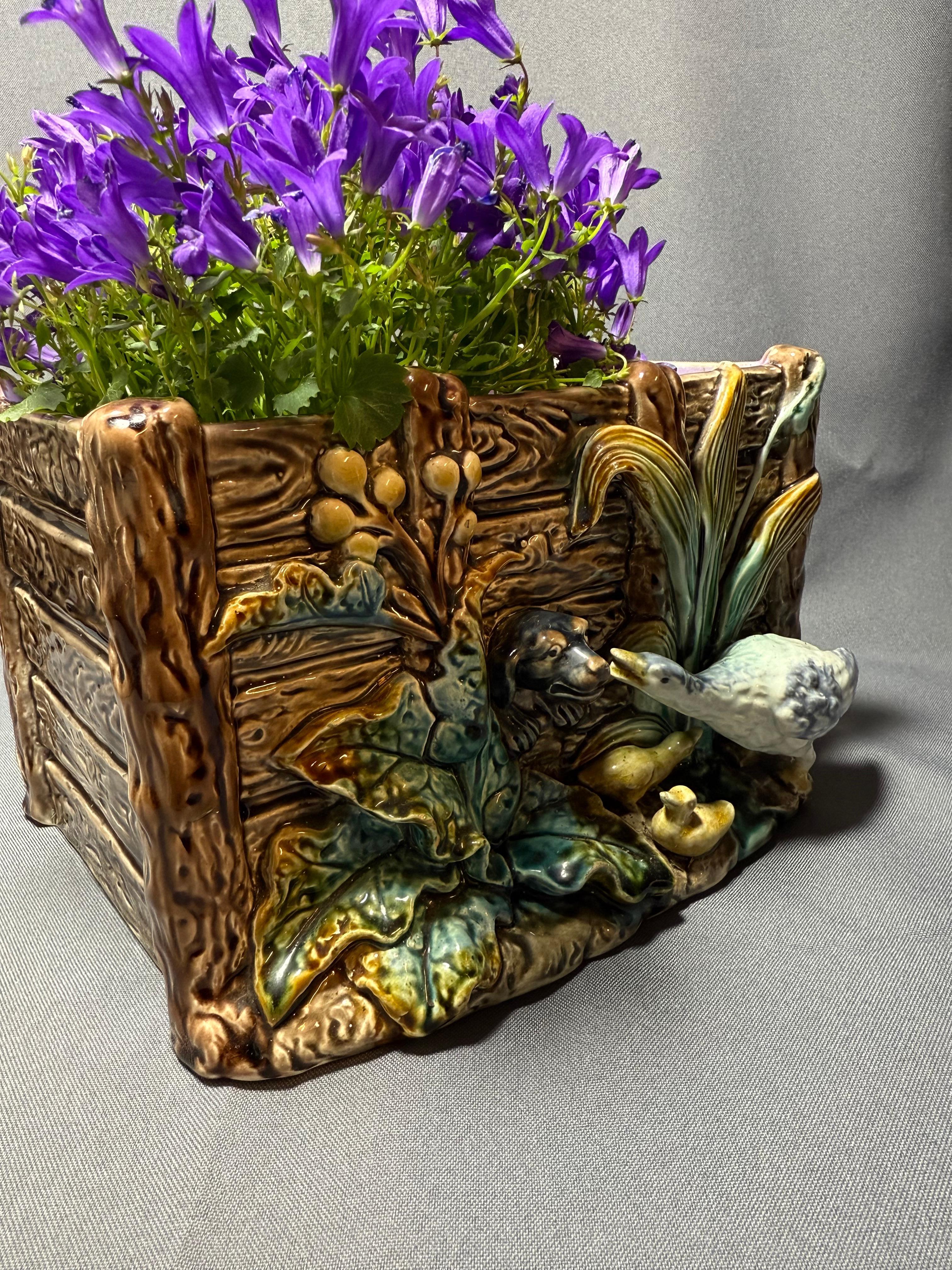 Majolika Jardiniere Gustavsberg Sweden  1860-1890 For Sale 9