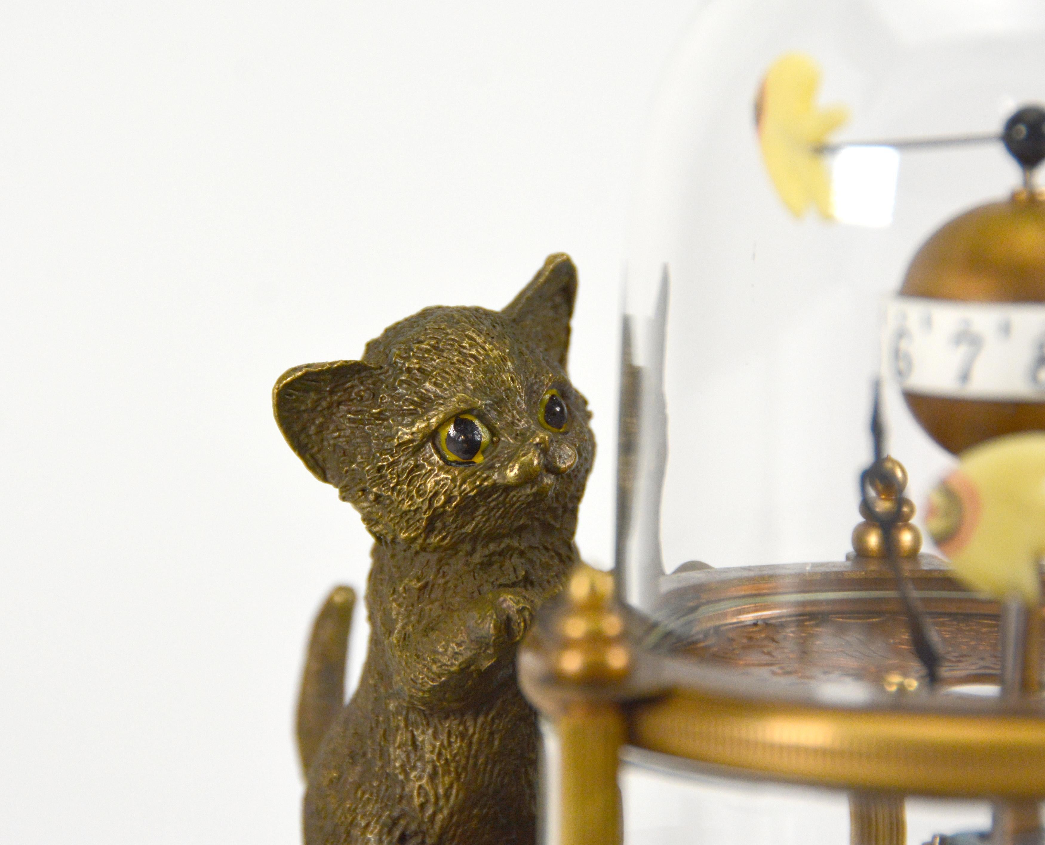 Animated Kitten Cat Catching Fish Novelty Clock 1
