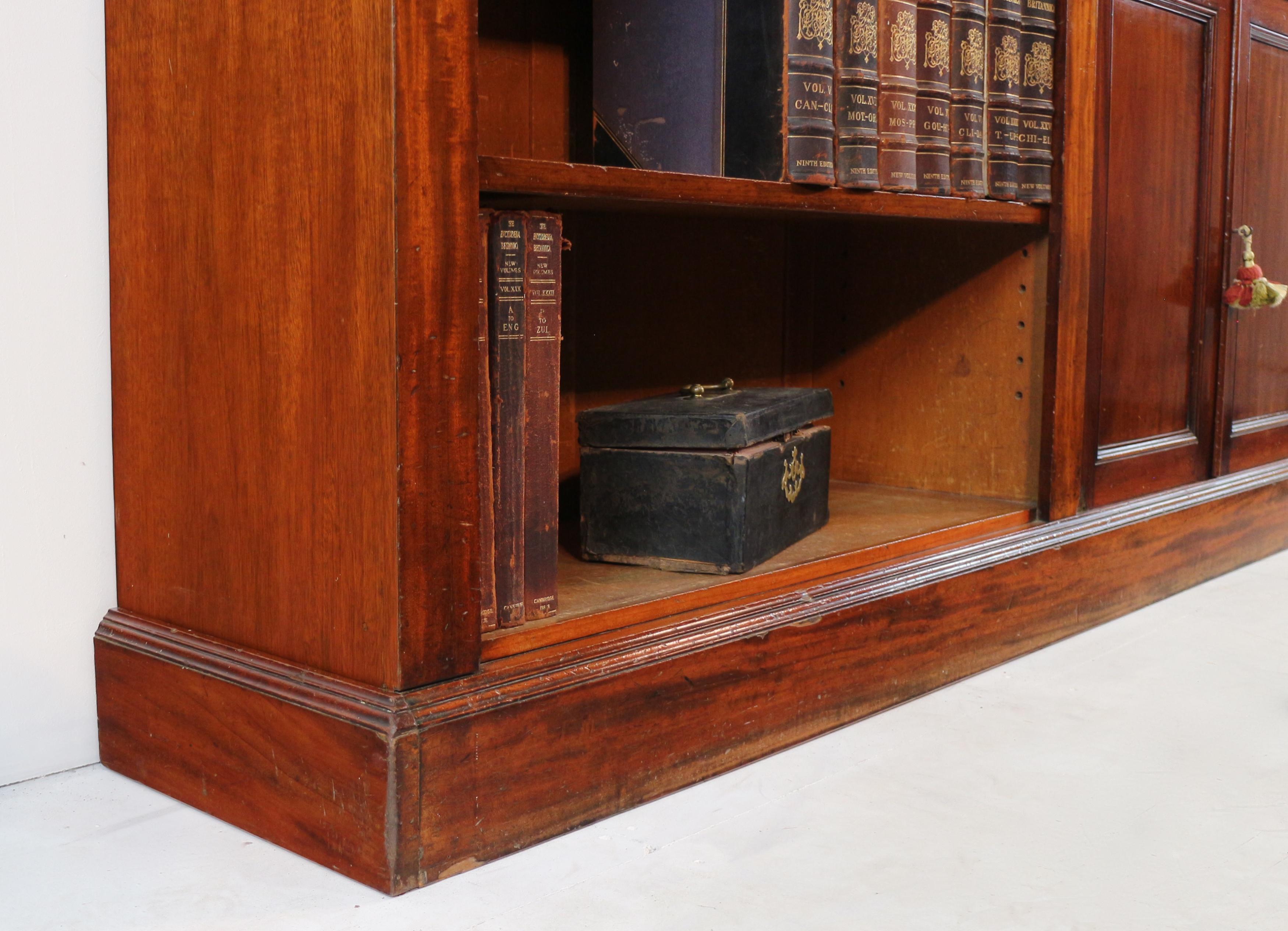 Anique 19th Century English William IV Mahogany Open Library Bookcase 11