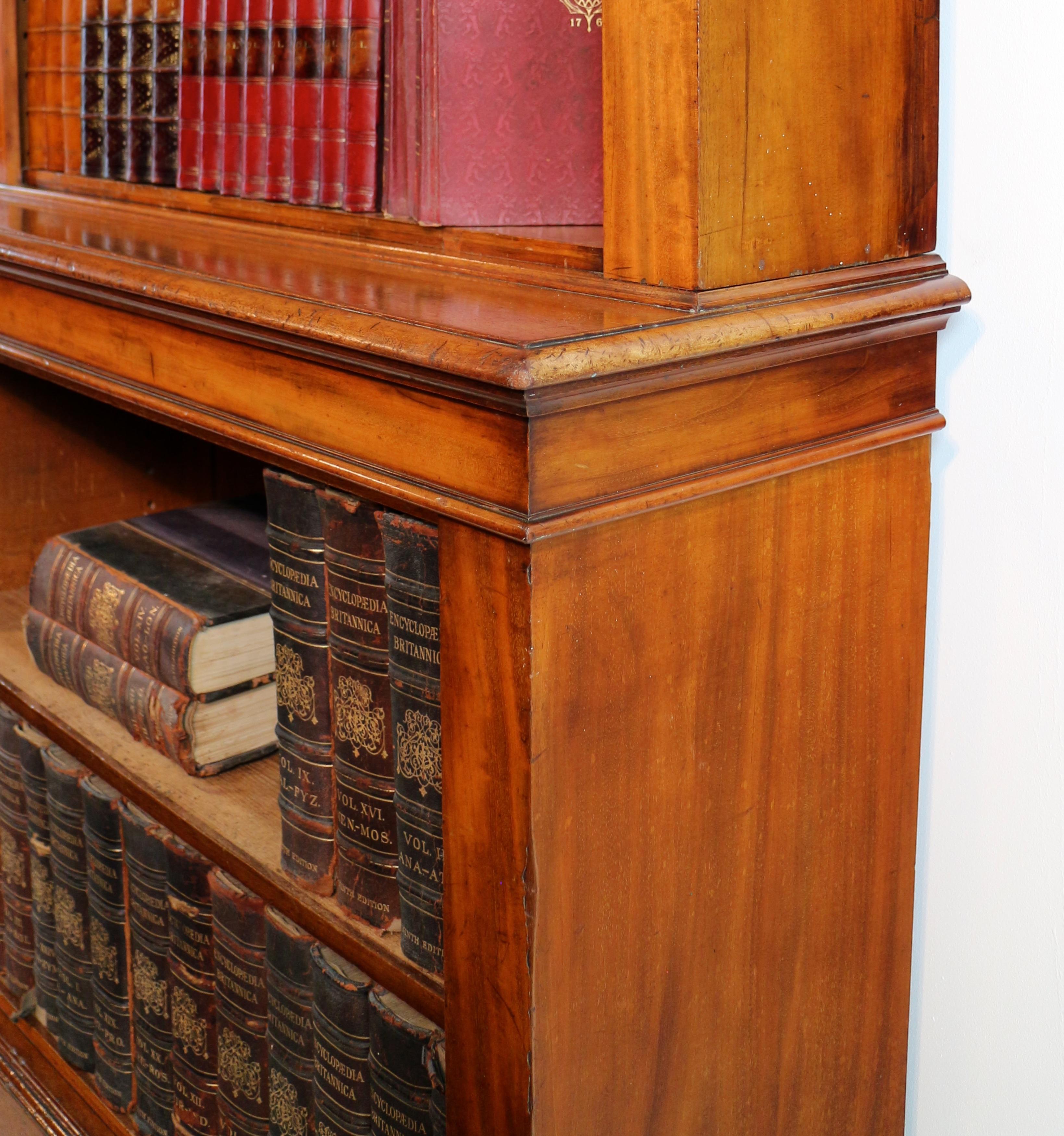 Anique 19th Century English William IV Mahogany Open Library Bookcase 14