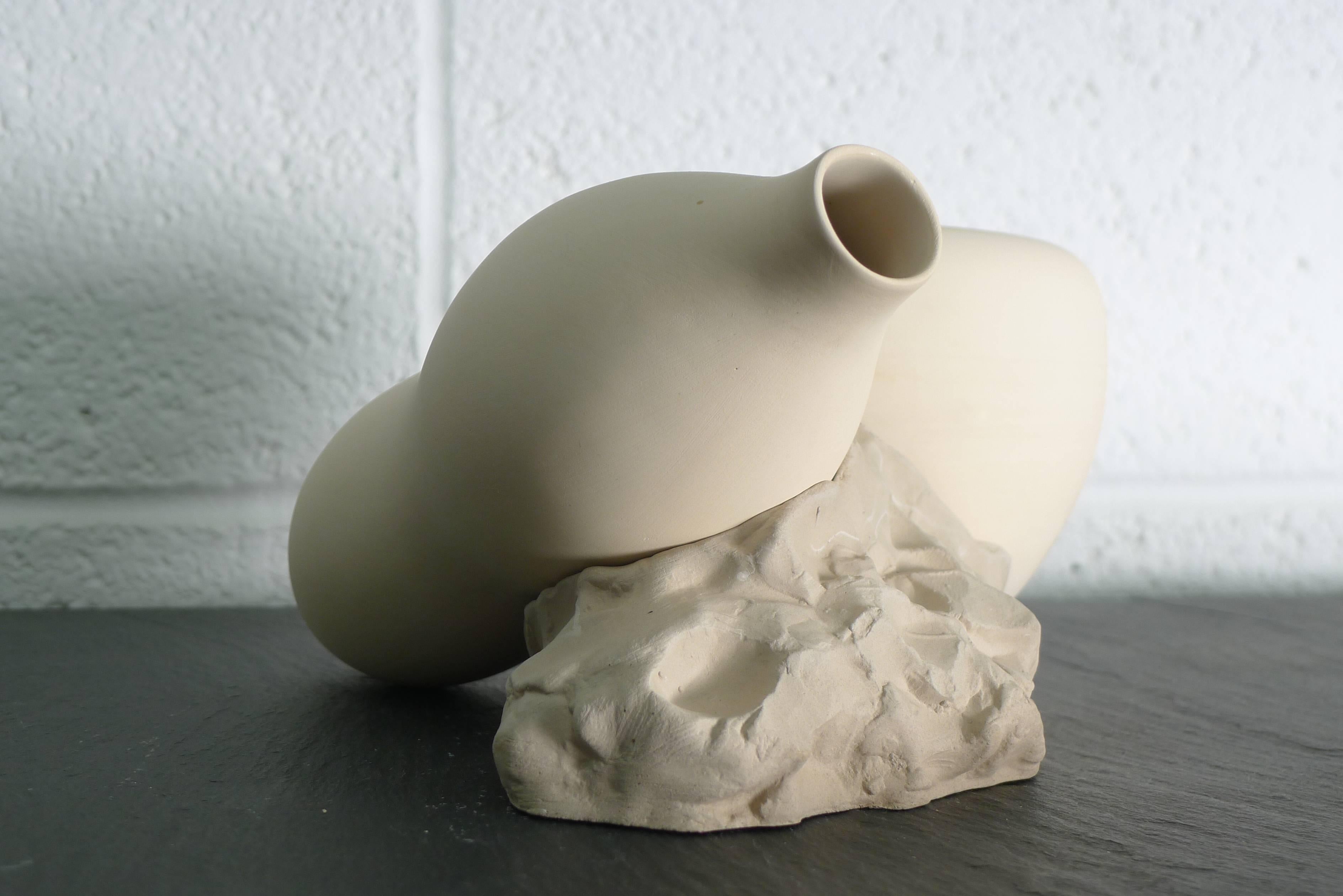 Anish Kapoor, Three-Part Porcelain Scuplture, Titled 