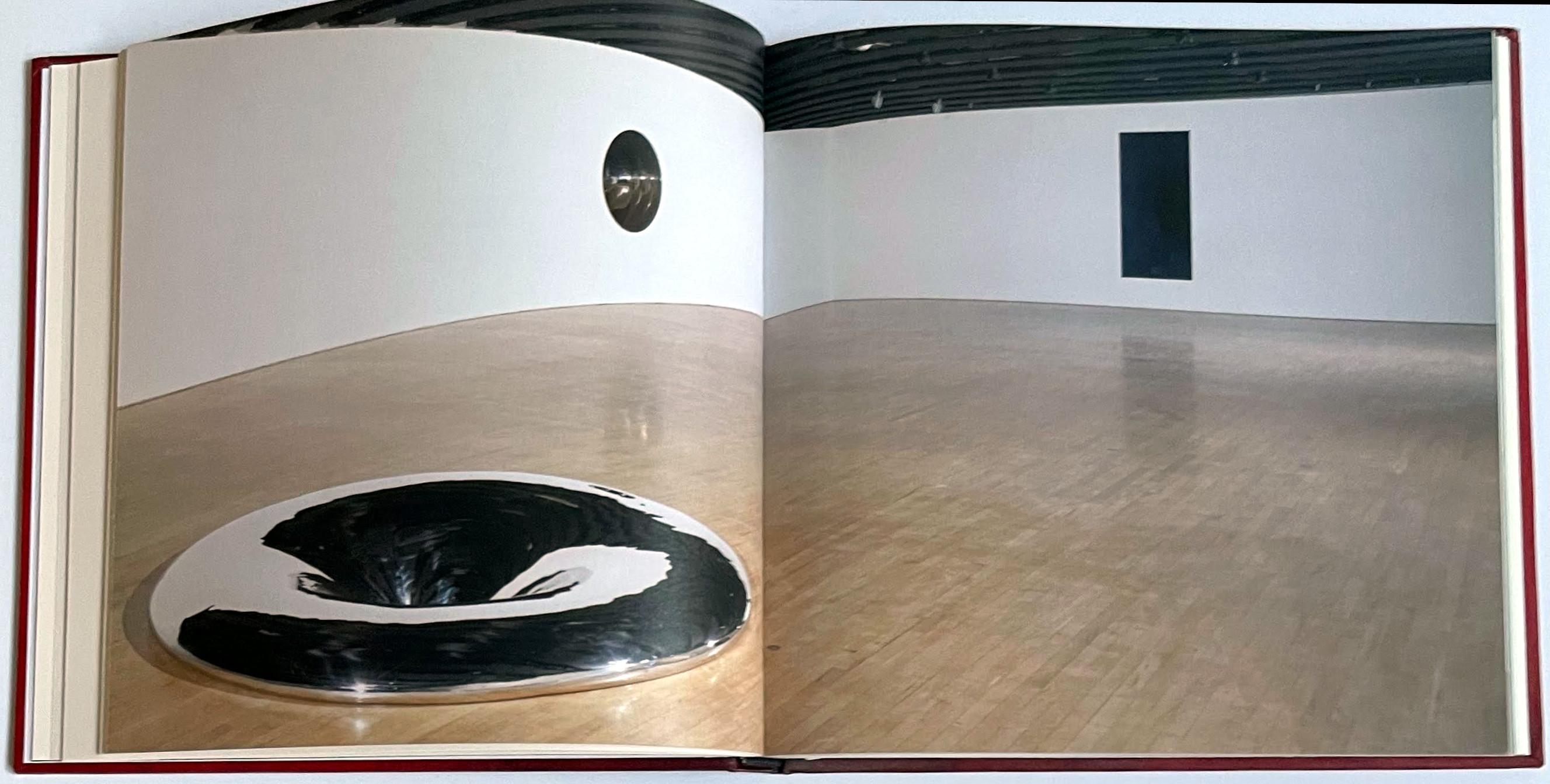 Monograph: Anish Kapoor (Hand signed and inscribed to Nadine by Anish Kapoor) For Sale 5