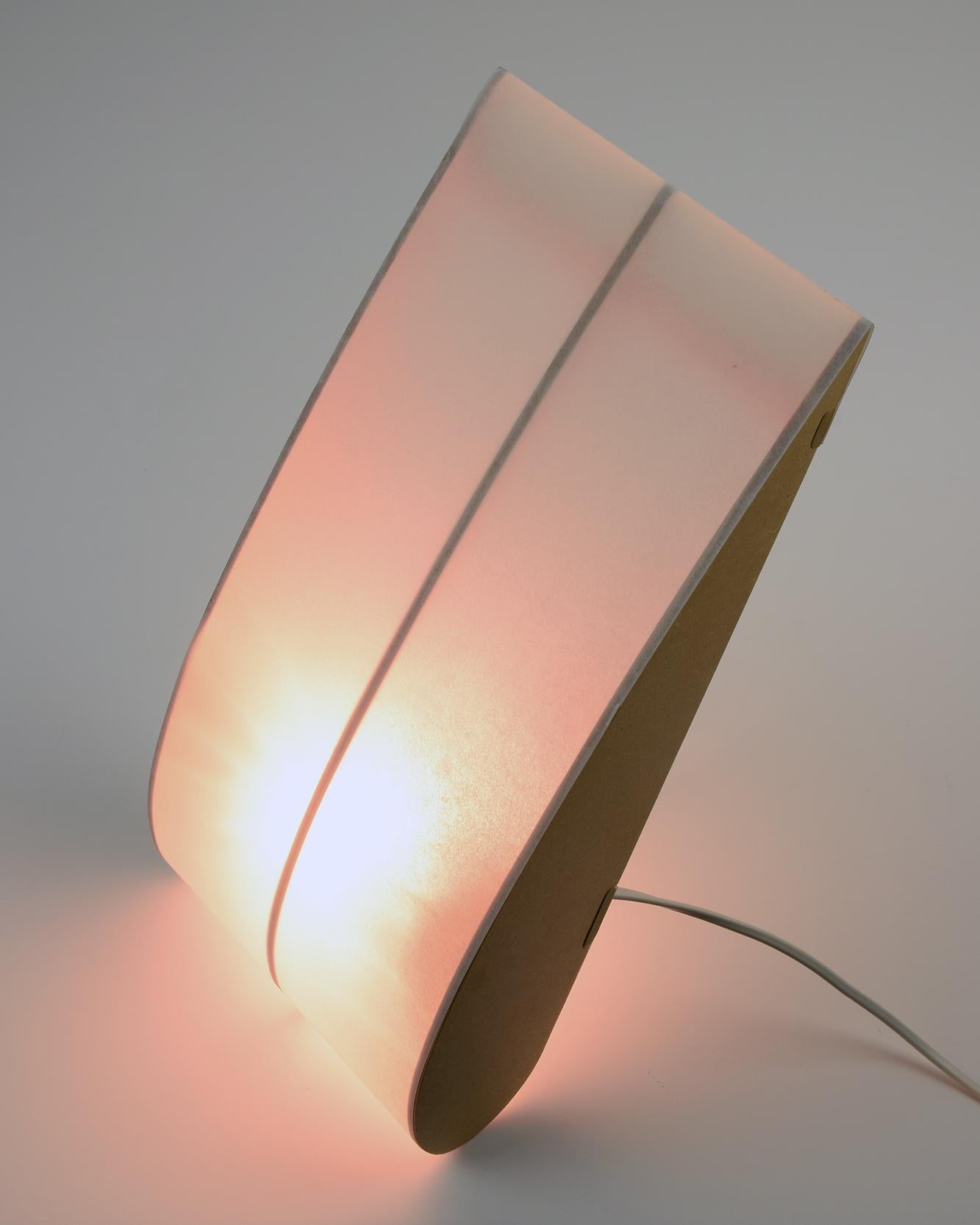 anish kapoor lamp