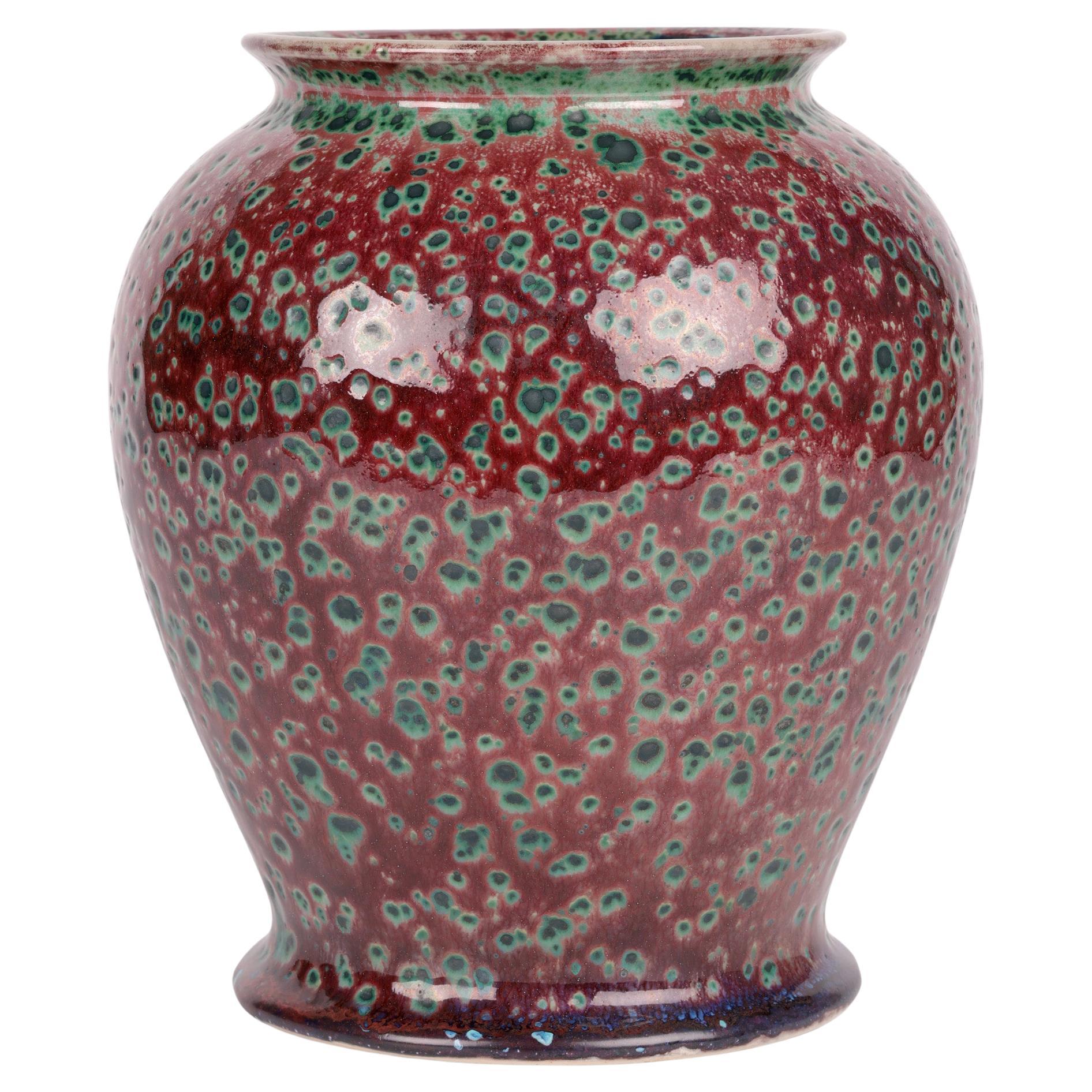 Anita Harris Cobridge Vase aus glasierter Kunstkeramik mit hohem Kaminsims im Angebot
