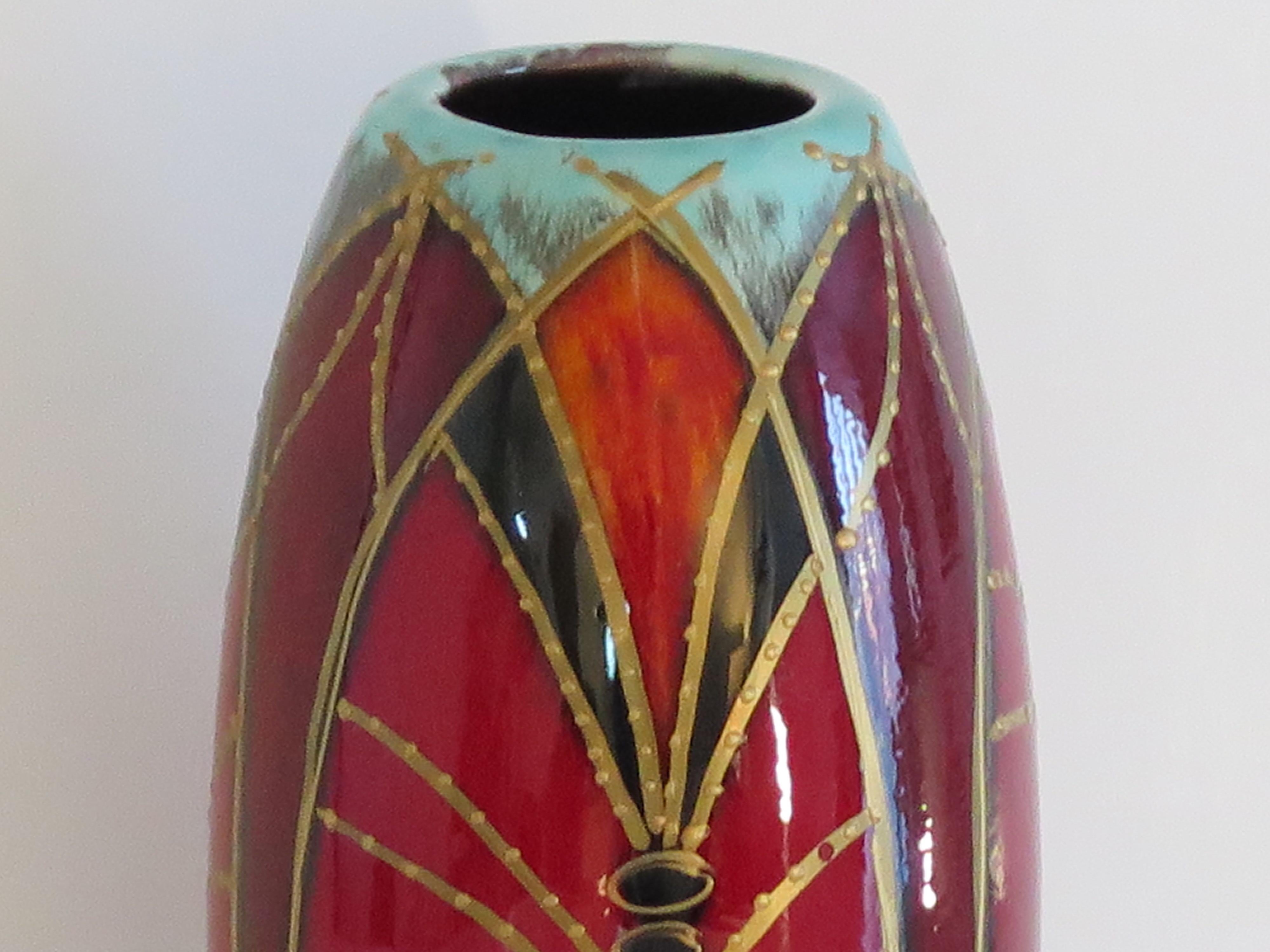 Anita Harris Vase hand made & hand painted and fully signed to the base, Ca 2010 For Sale 3