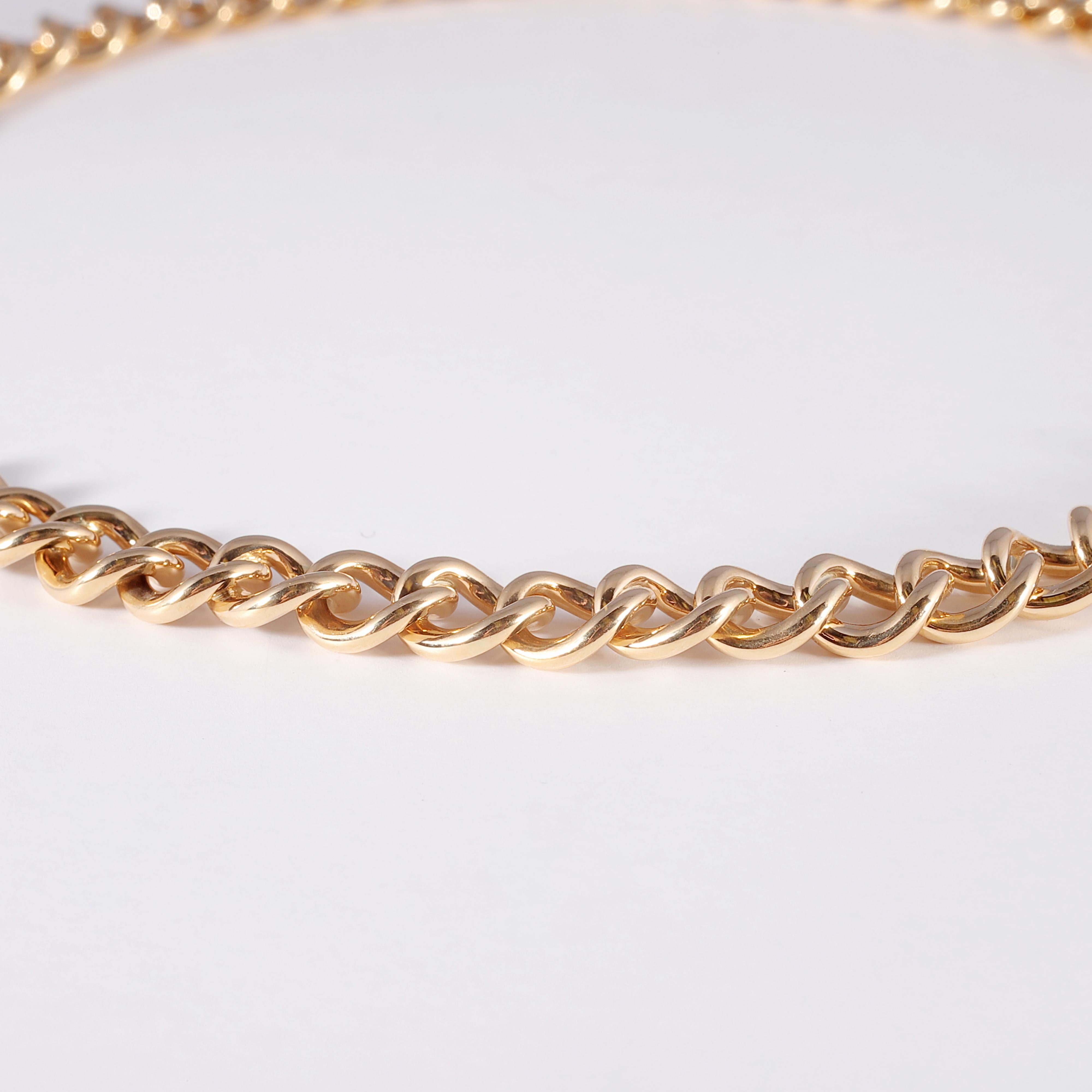 Anita Ko 18 Karat Yellow Gold Necklace In Excellent Condition In Dallas, TX