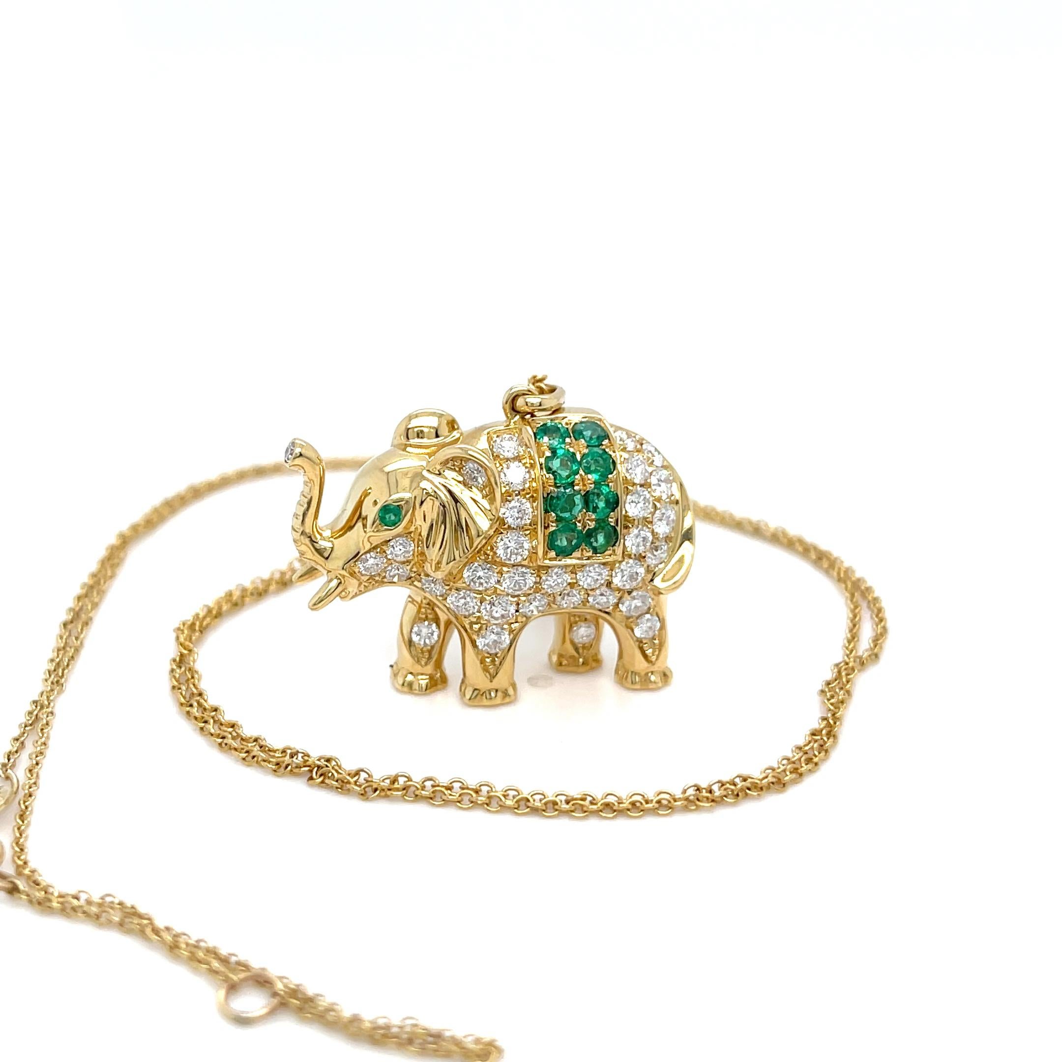 Collana con ciondolo a forma di elefante con diamanti e smeraldi in oro 18k di Anita Ko su catena 14k da 25