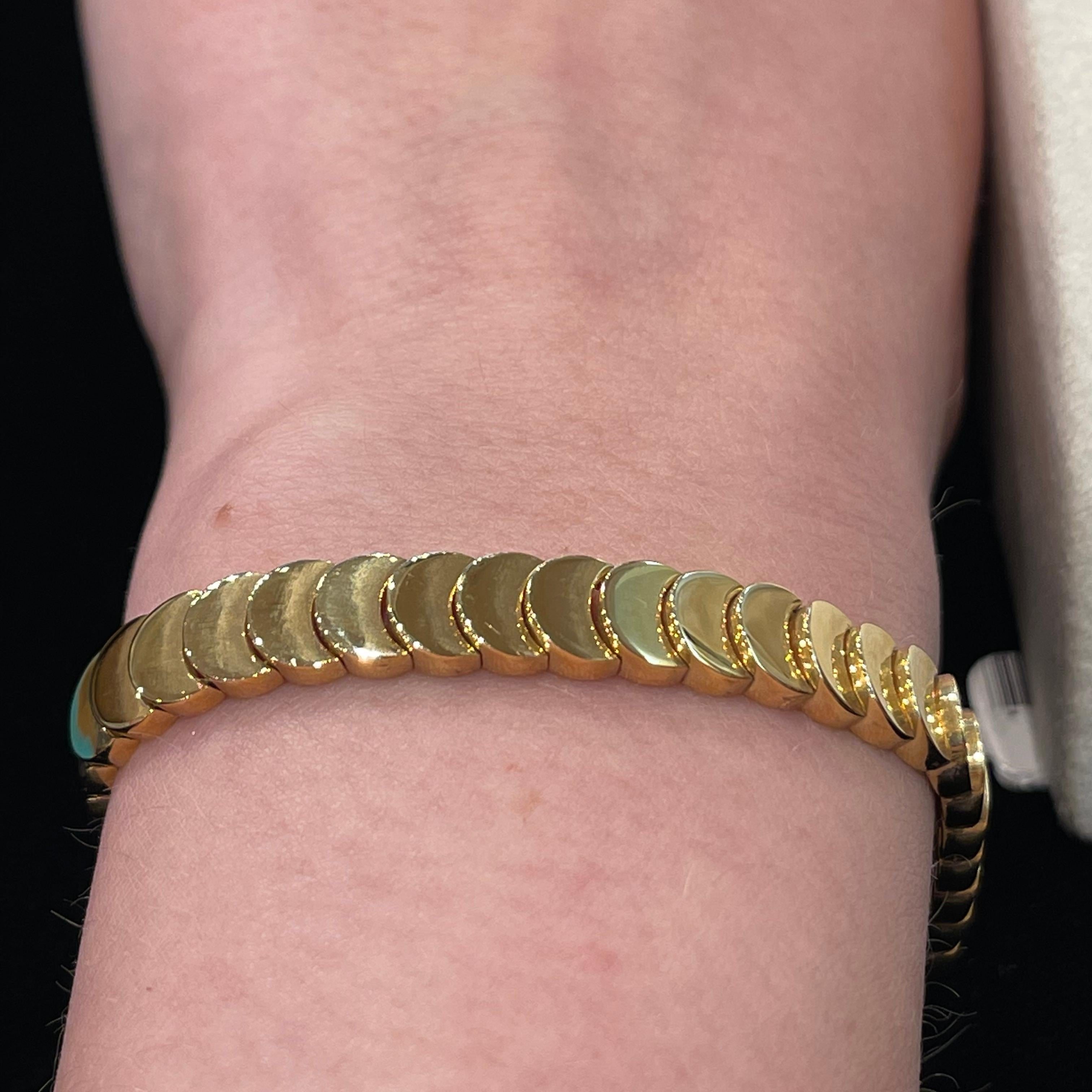 Modern Anita Ko 18k Yellow Gold Luna Bracelet