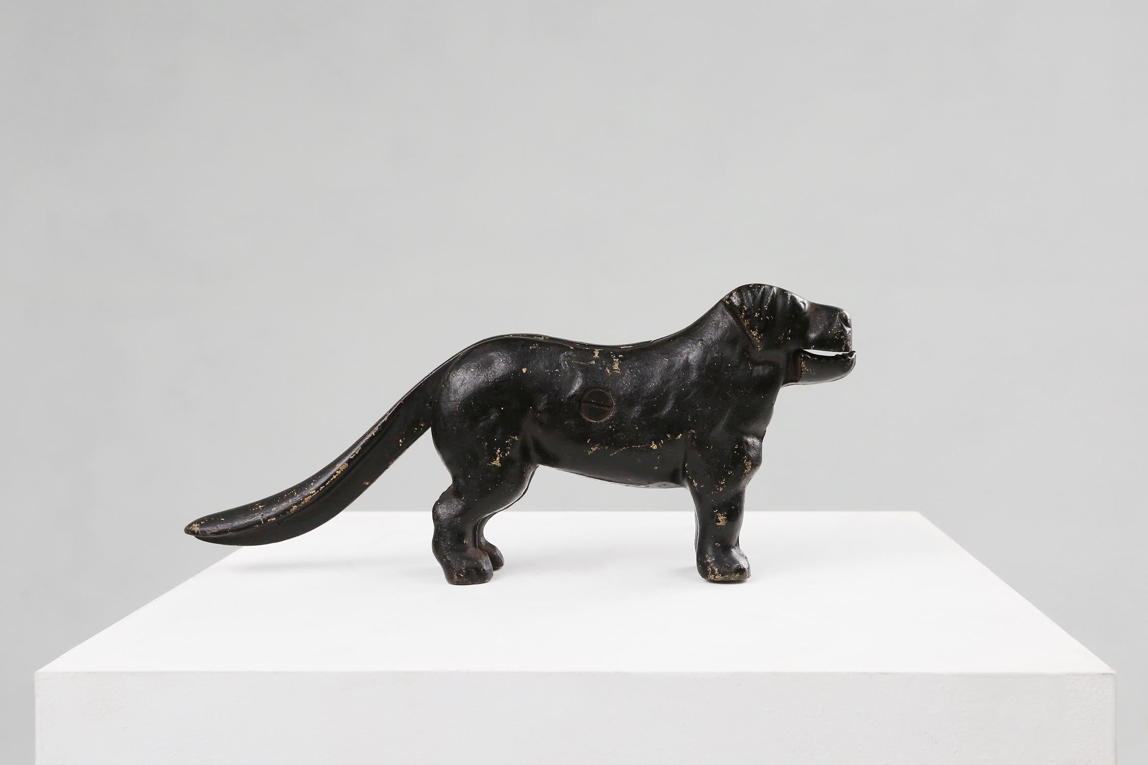 Anitque cast iron dog Nutcracker Ca.1900 For Sale 3