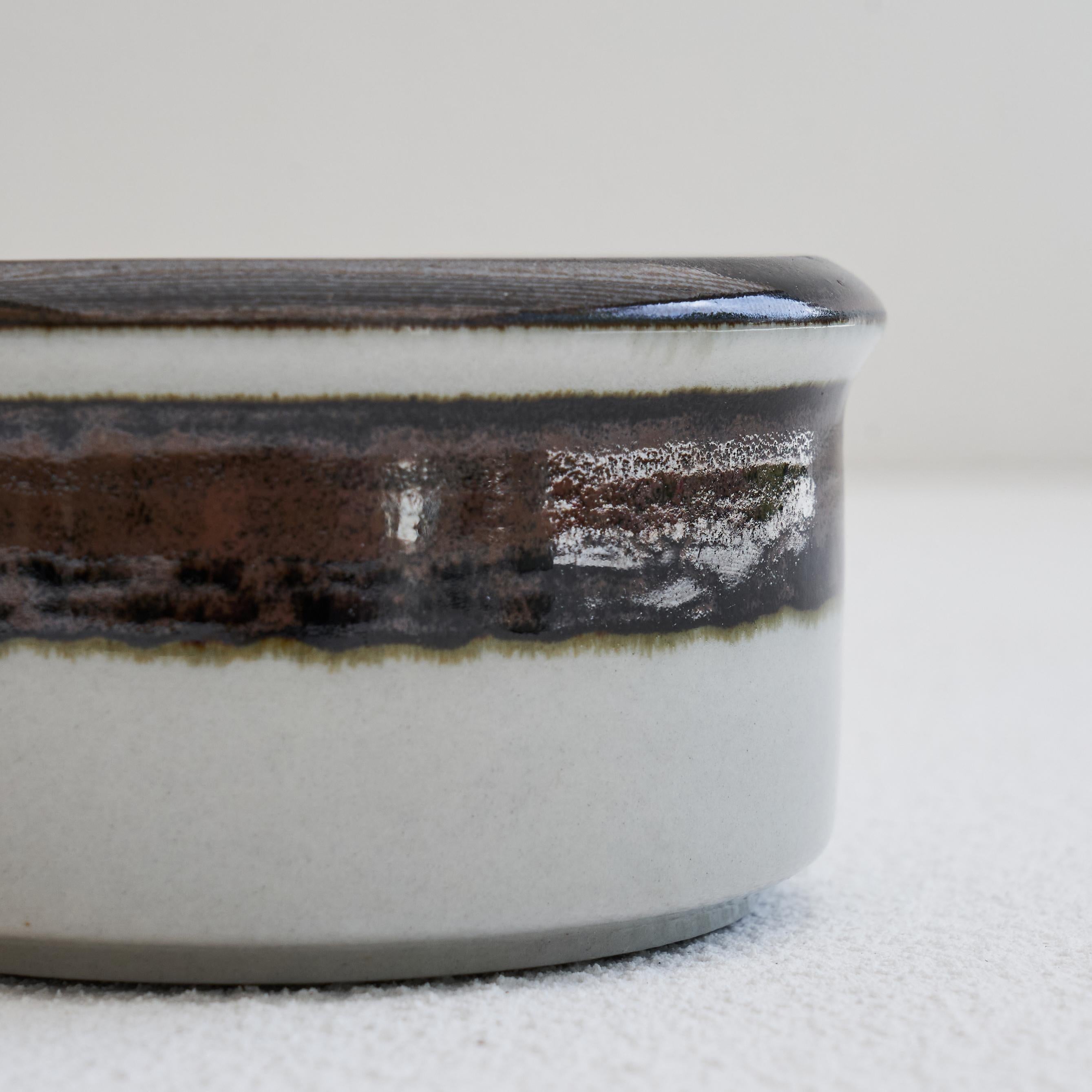 Anja Jaatinen-Winqvist 'Karelia' Milch- und Zuckerset für Arabia of Finland, 1970er Jahre im Zustand „Gut“ im Angebot in Meer, VAN