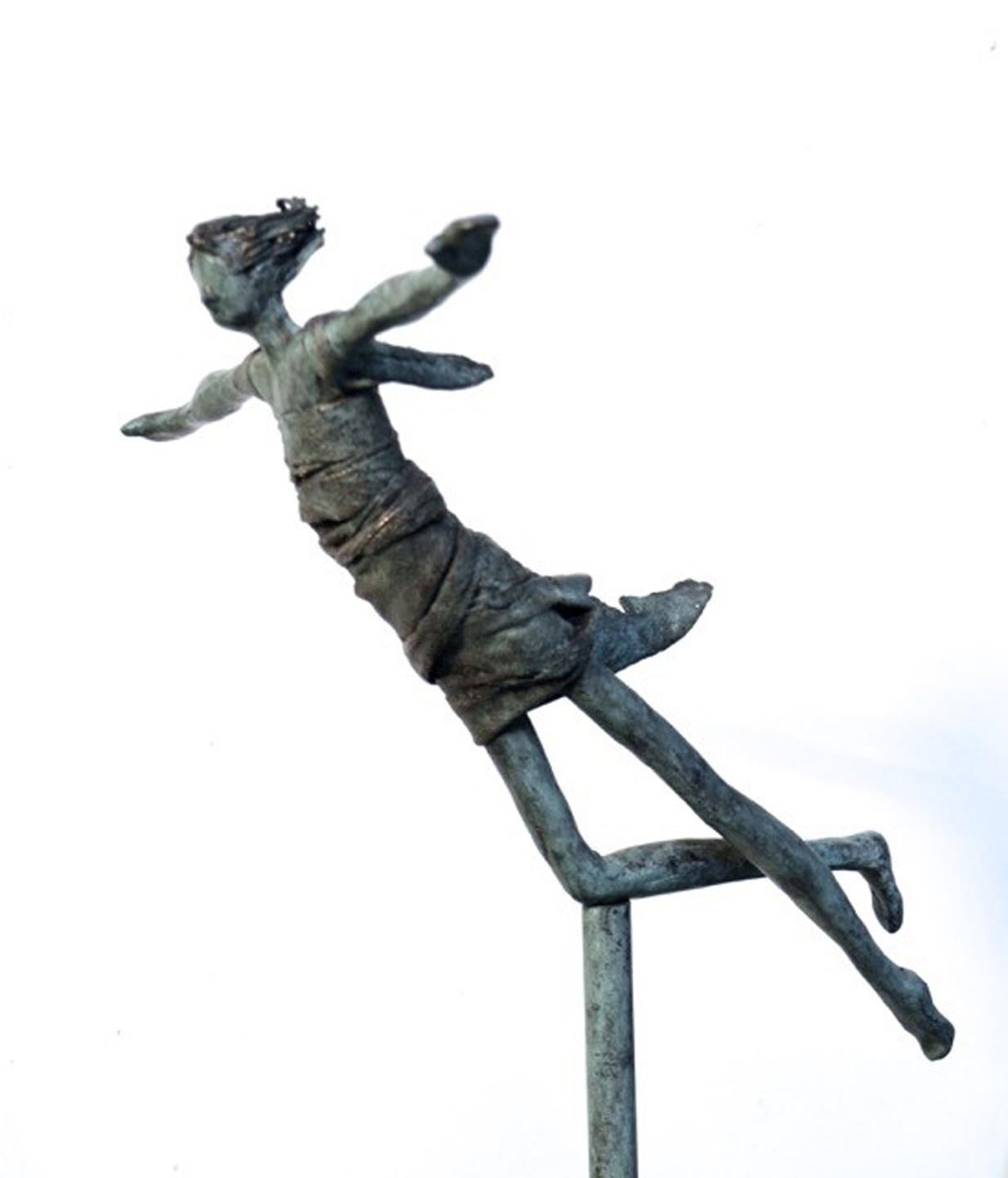 Anke Birnie Figurative Sculpture - Free -contemporary figurative woman bronze sculpture 