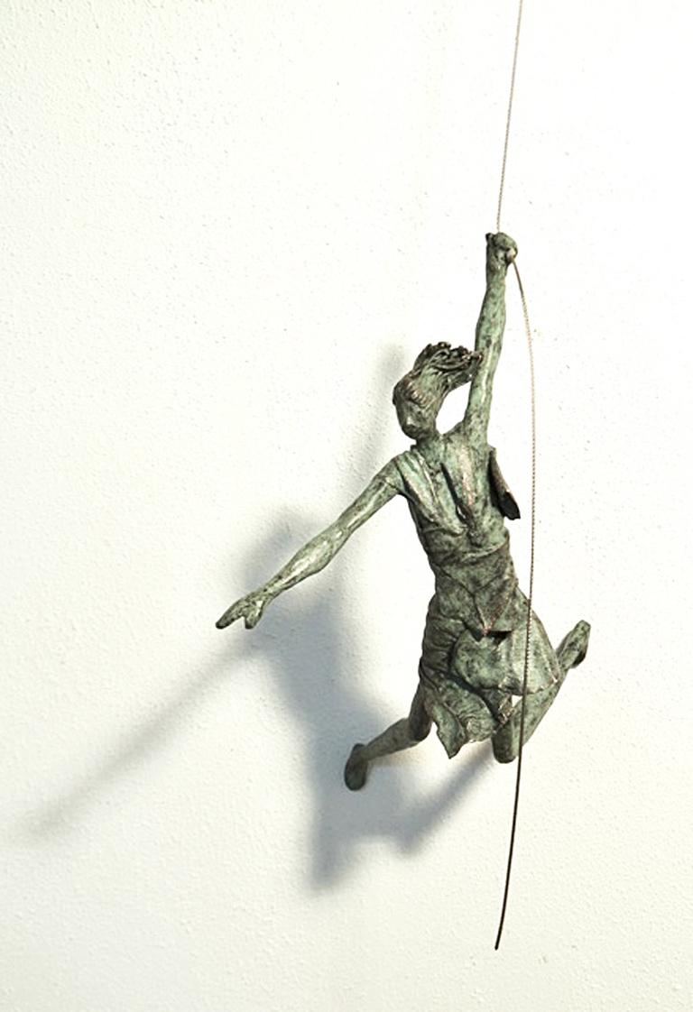 Anke Birnie Figurative Sculpture - The Other Way Round n.4307 - hanging sculpture human in motion