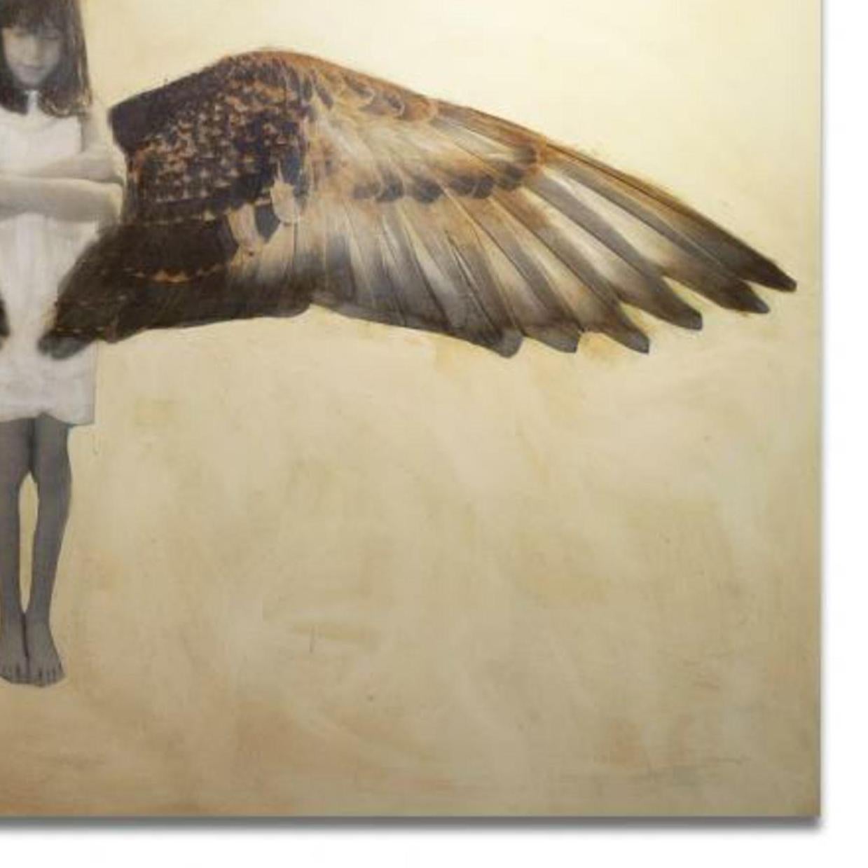 Wings von der Künstlerin Anke Schofield ist ein braunes und hellbraunes zeitgenössisches figuratives Kunstharzgemisch auf einer Platte mit den Maßen 48 x 72 und einem Preis von $10.500.

Anke Schofield wurde 1972 in Ithaca, New York, geboren und