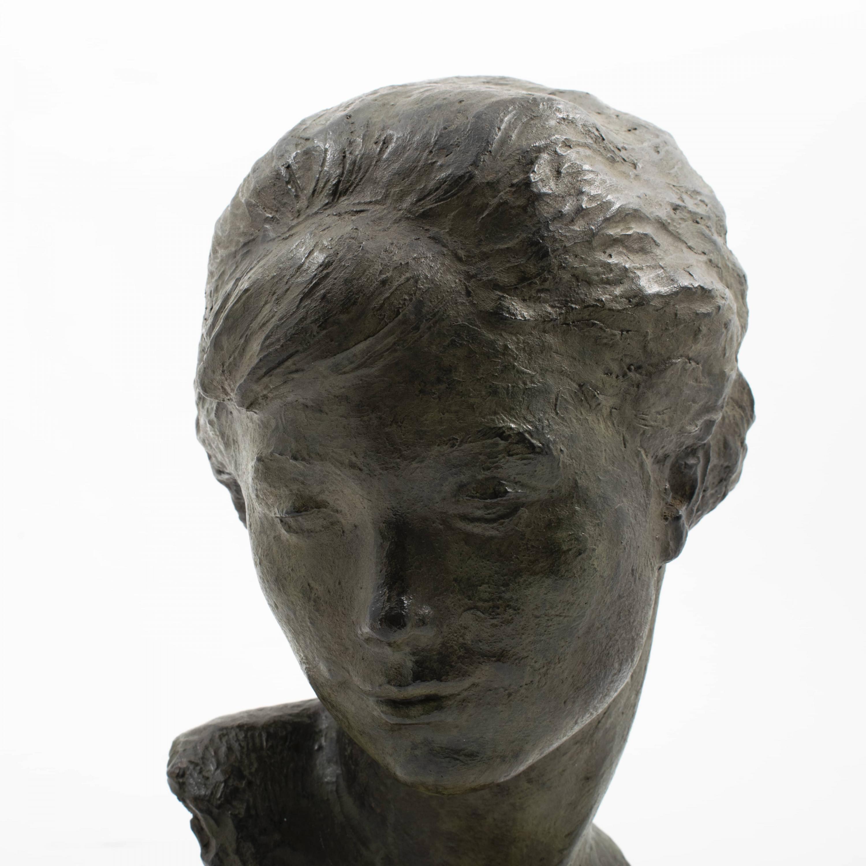 Anker Hoffmann, Green Patinated Bronze Sculpture of a Young In Good Condition For Sale In Kastrup, DK
