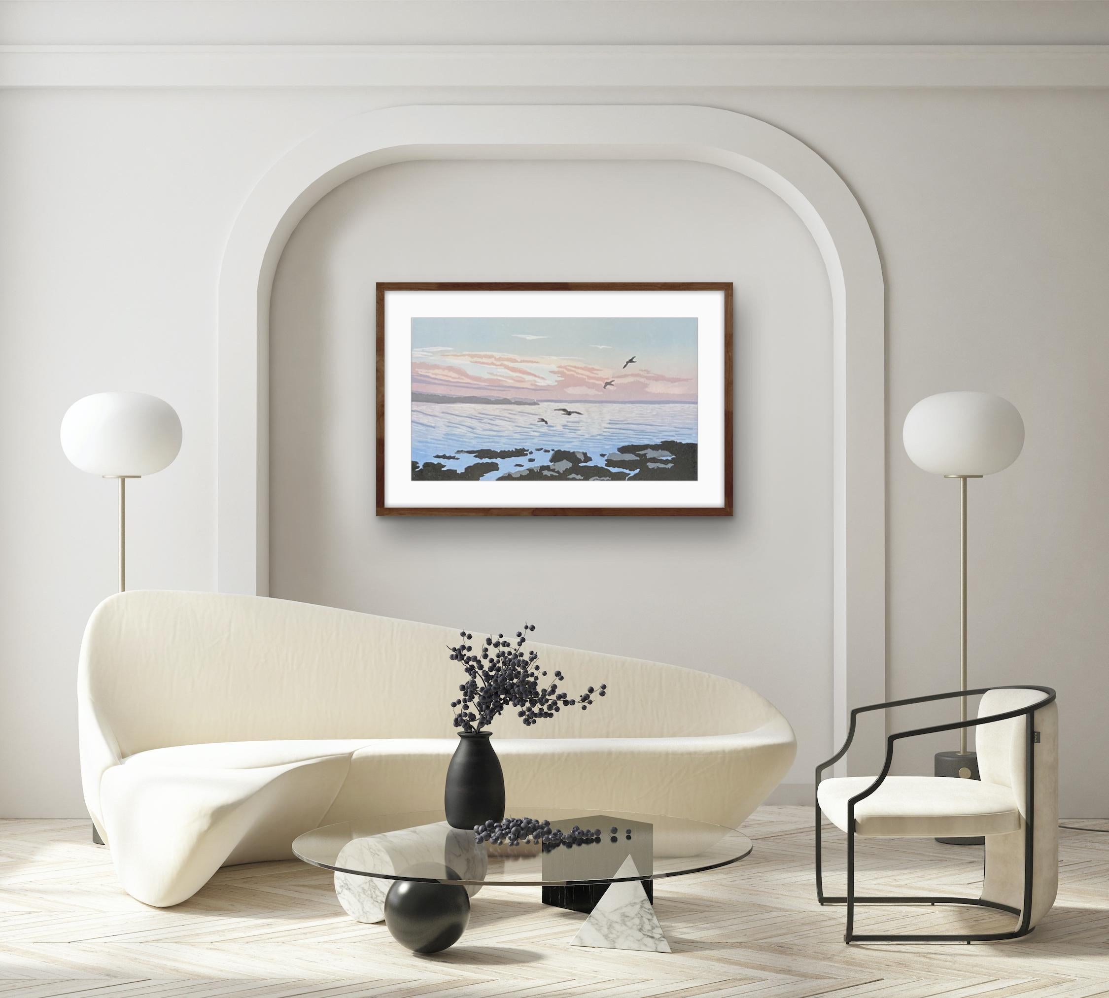 Gaviotas al atardecer, Ann Burnham, Impresión en edición limitada, Paisaje marino y costero 2022 en venta 1