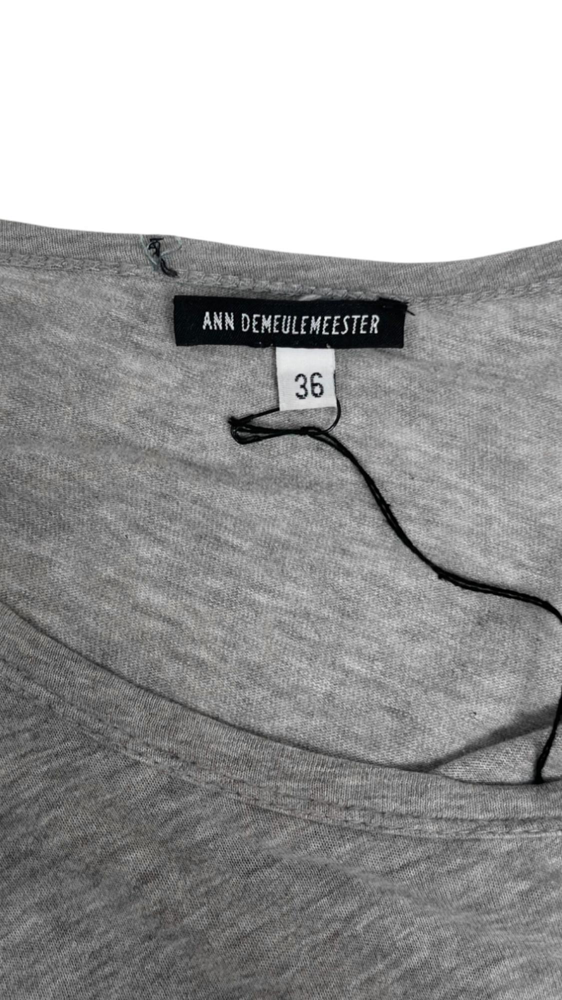 Manga larga gris con botones Ann Demeulemeester 2000 en venta 5