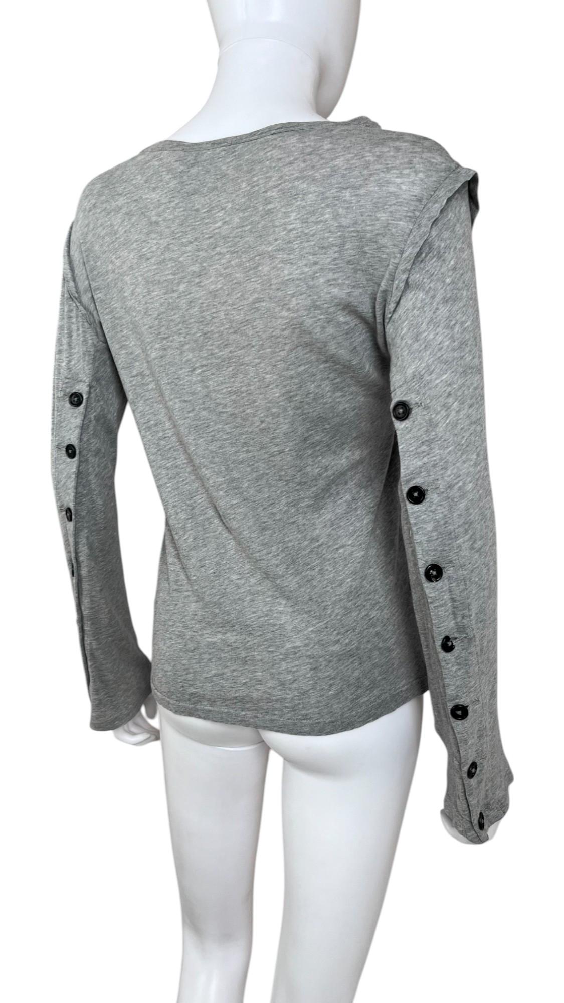 Manga larga gris con botones Ann Demeulemeester 2000 en Excelente estado para la venta en Caserta, IT