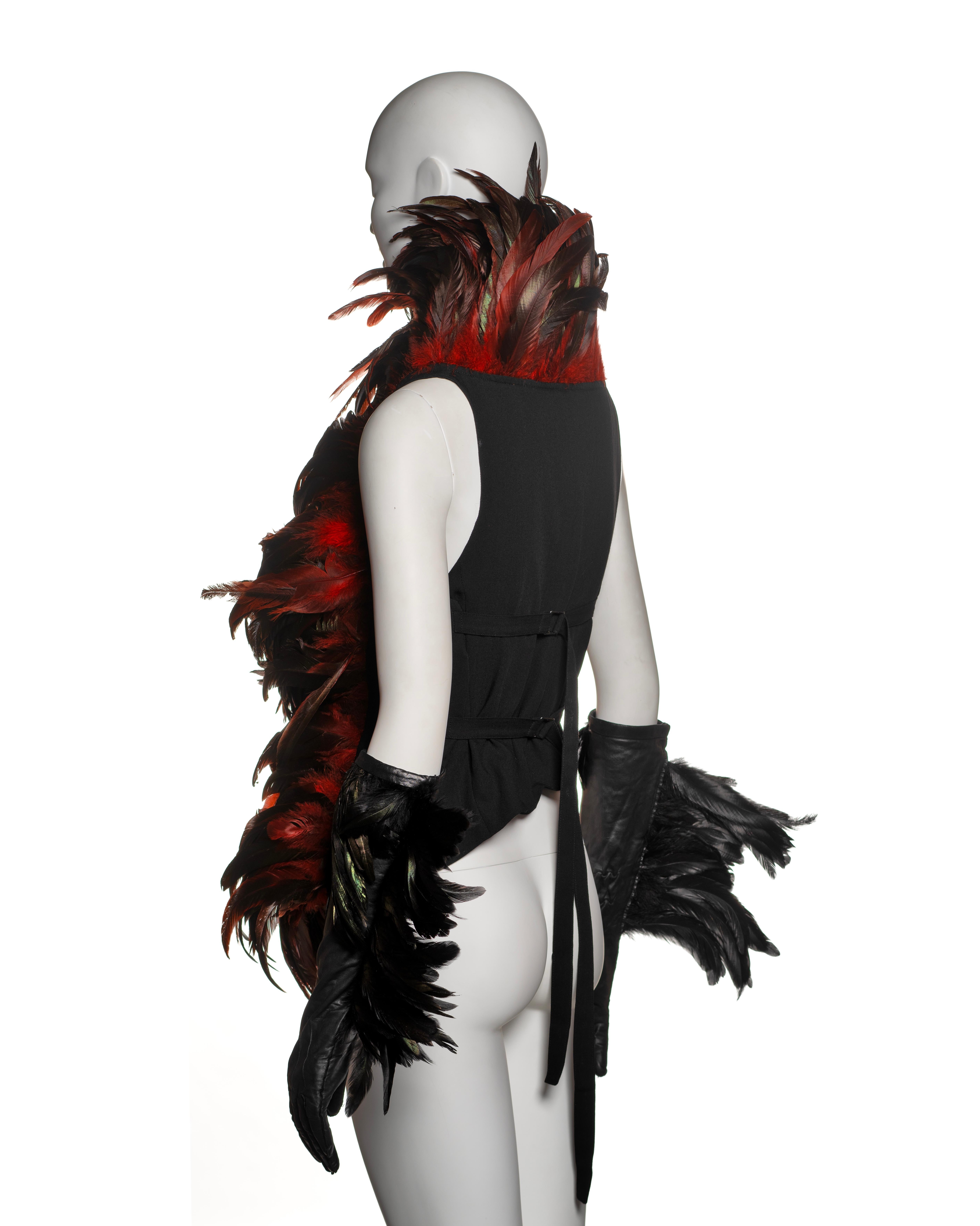 Conjunto de chaleco de plumas negras y guantes de piel Ann Demeulemeester, FW 2010 9