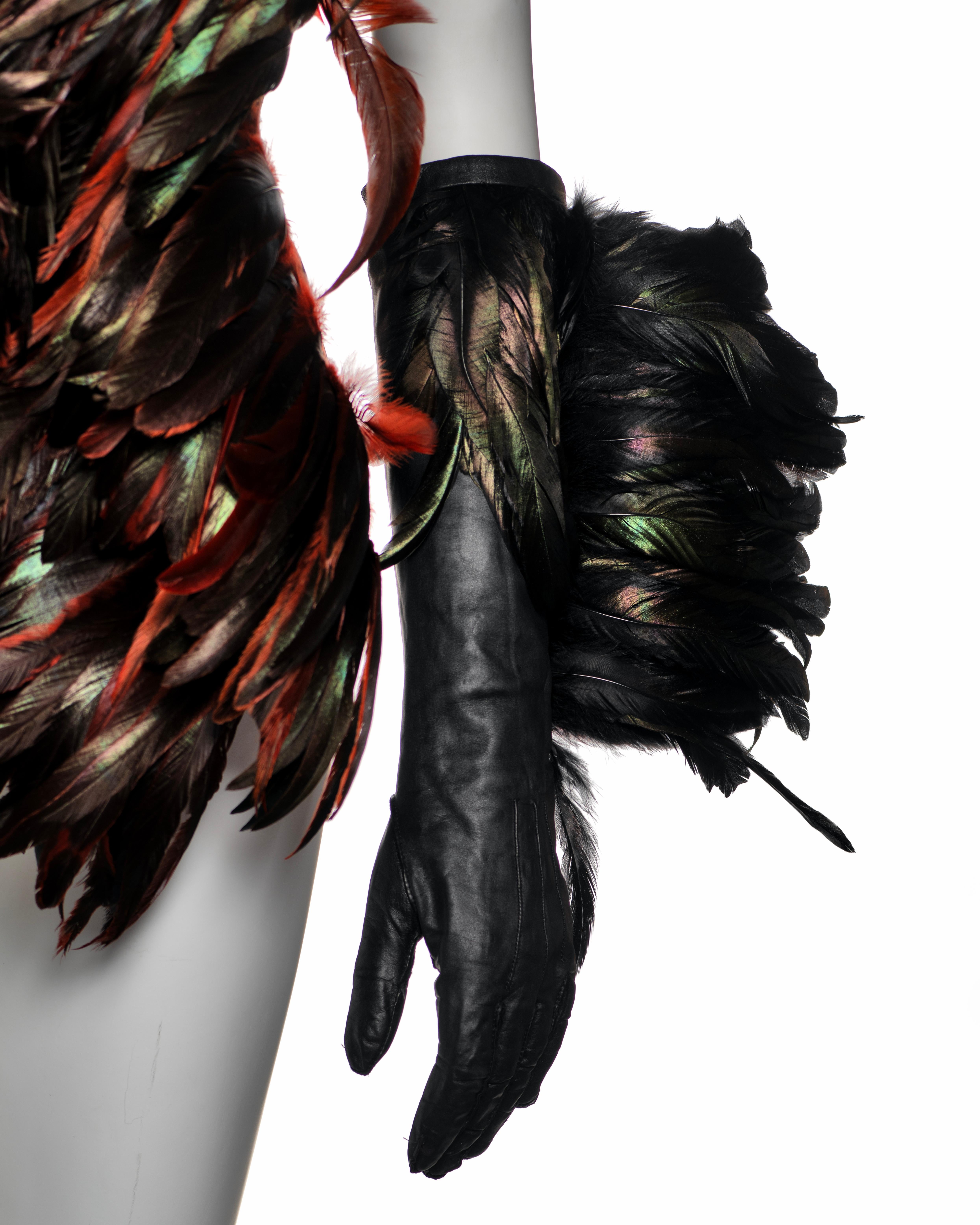 Conjunto de chaleco de plumas negras y guantes de piel Ann Demeulemeester, FW 2010 en Excelente Estado en London, GB