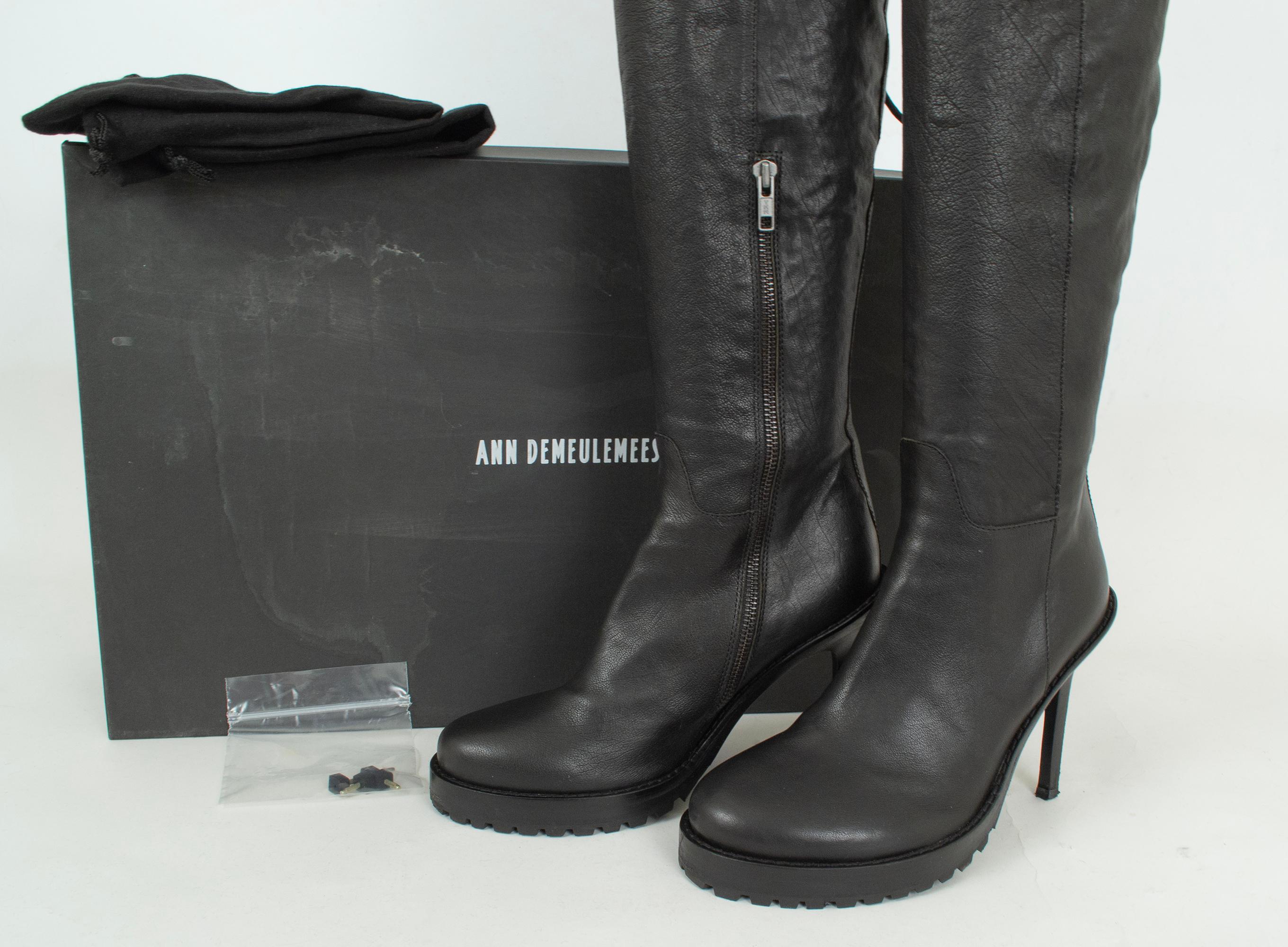 Ann Demeulemeester Bottes à talon aiguille lacé noir avec plateforme à crampons - 37 ½, 2015. en vente 7