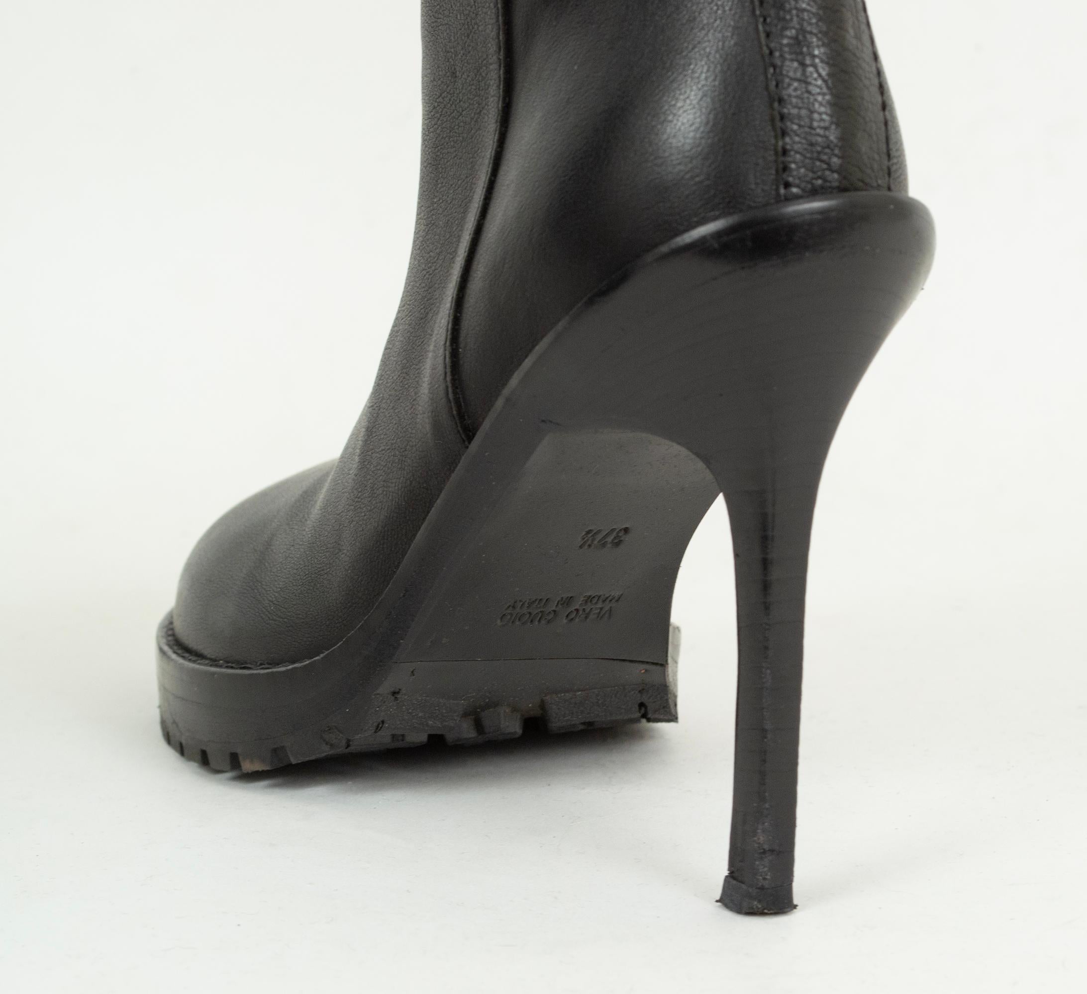 Ann Demeulemeester Bottes à talon aiguille lacé noir avec plateforme à crampons - 37 ½, 2015. en vente 3