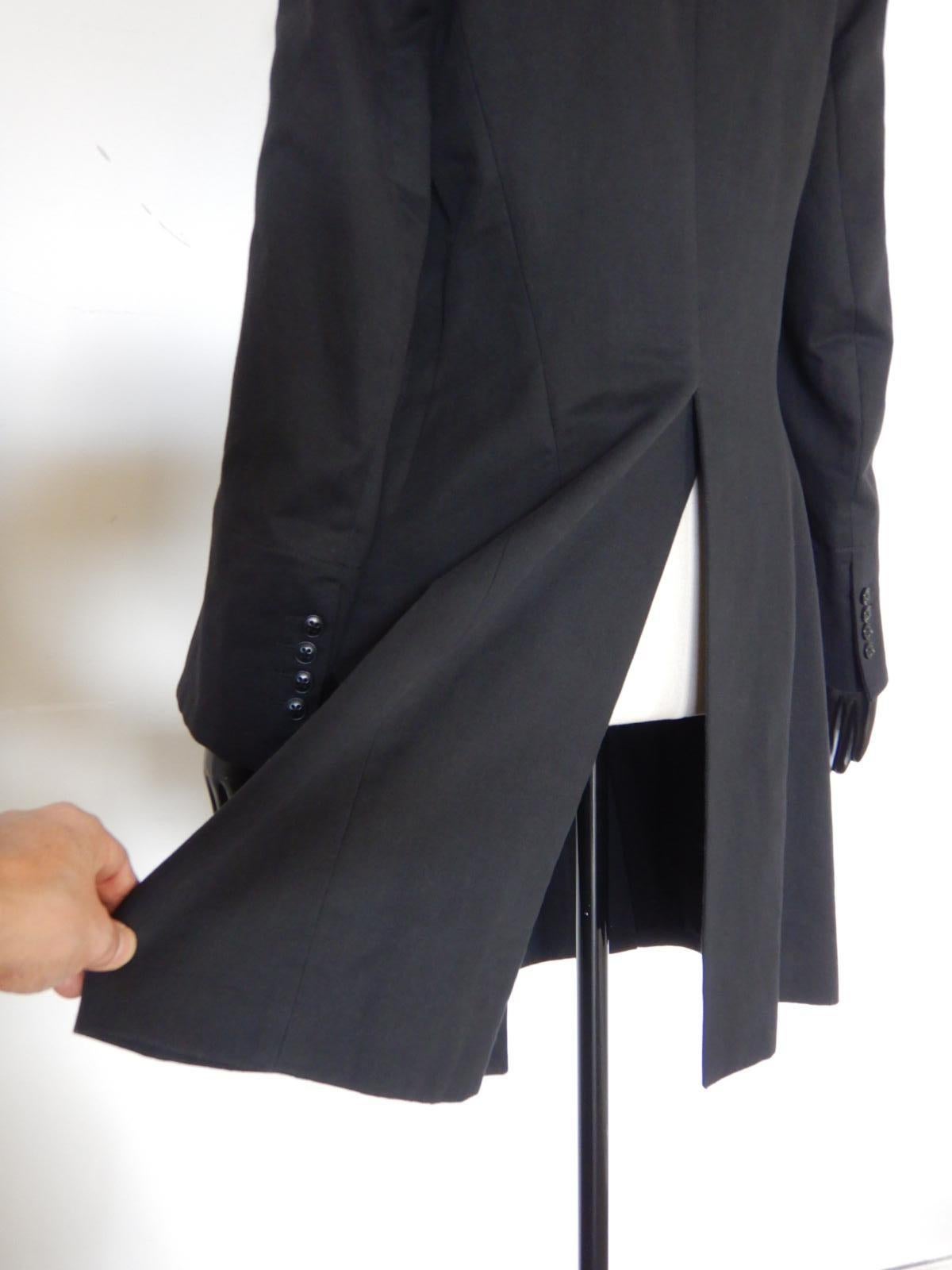 Donna Cappotto sartoriale nero Ann Demeulemeester in vendita